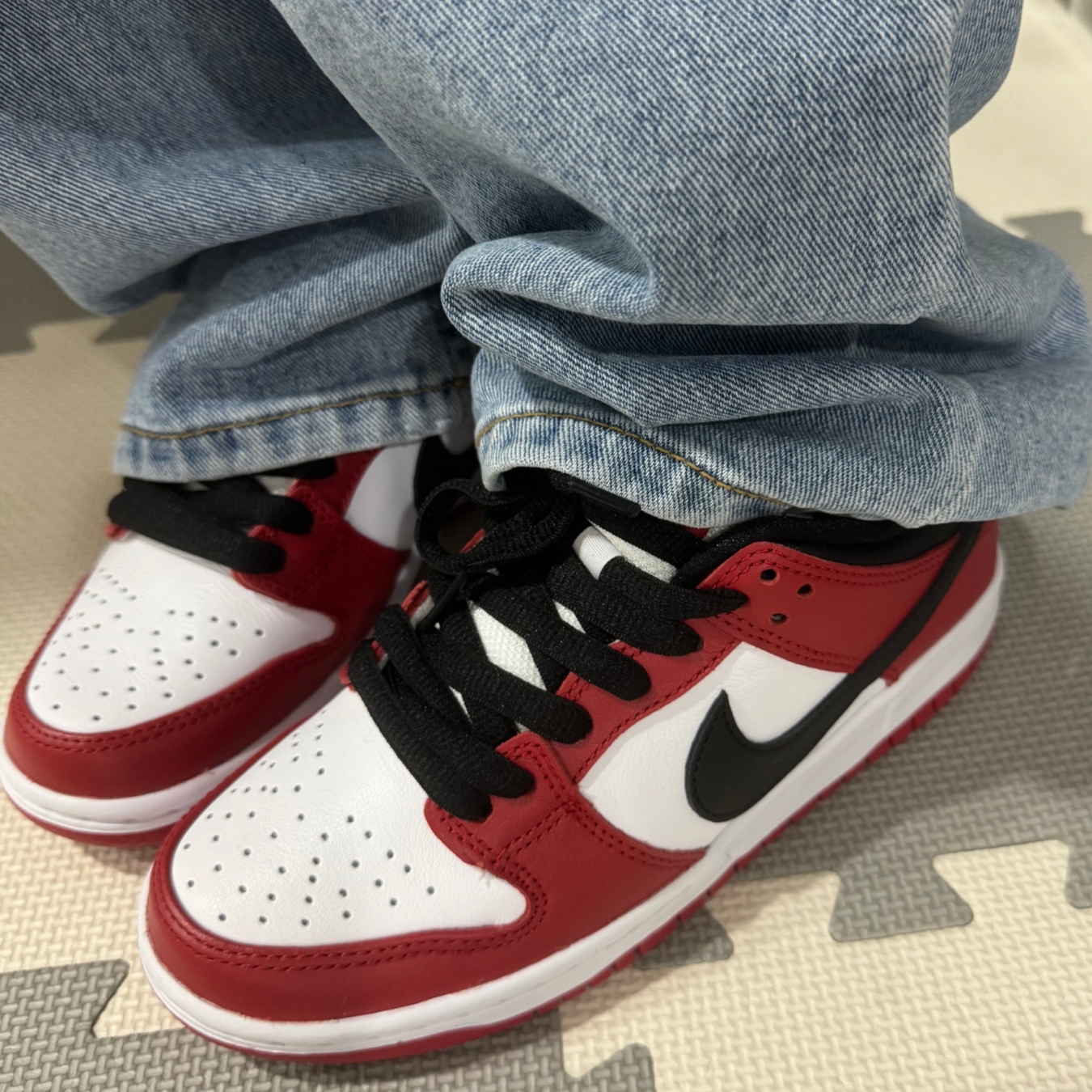 Nike SB Dunk Low Pro Chicago 착용 스타일