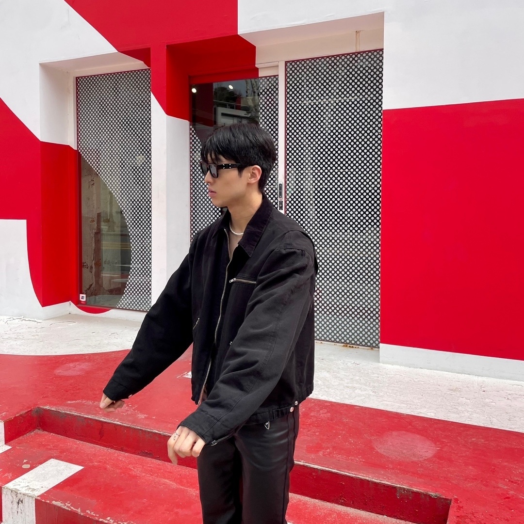 Gentle Monster x Maison Margiela MM110 Black Black 착용 스타일 - 1