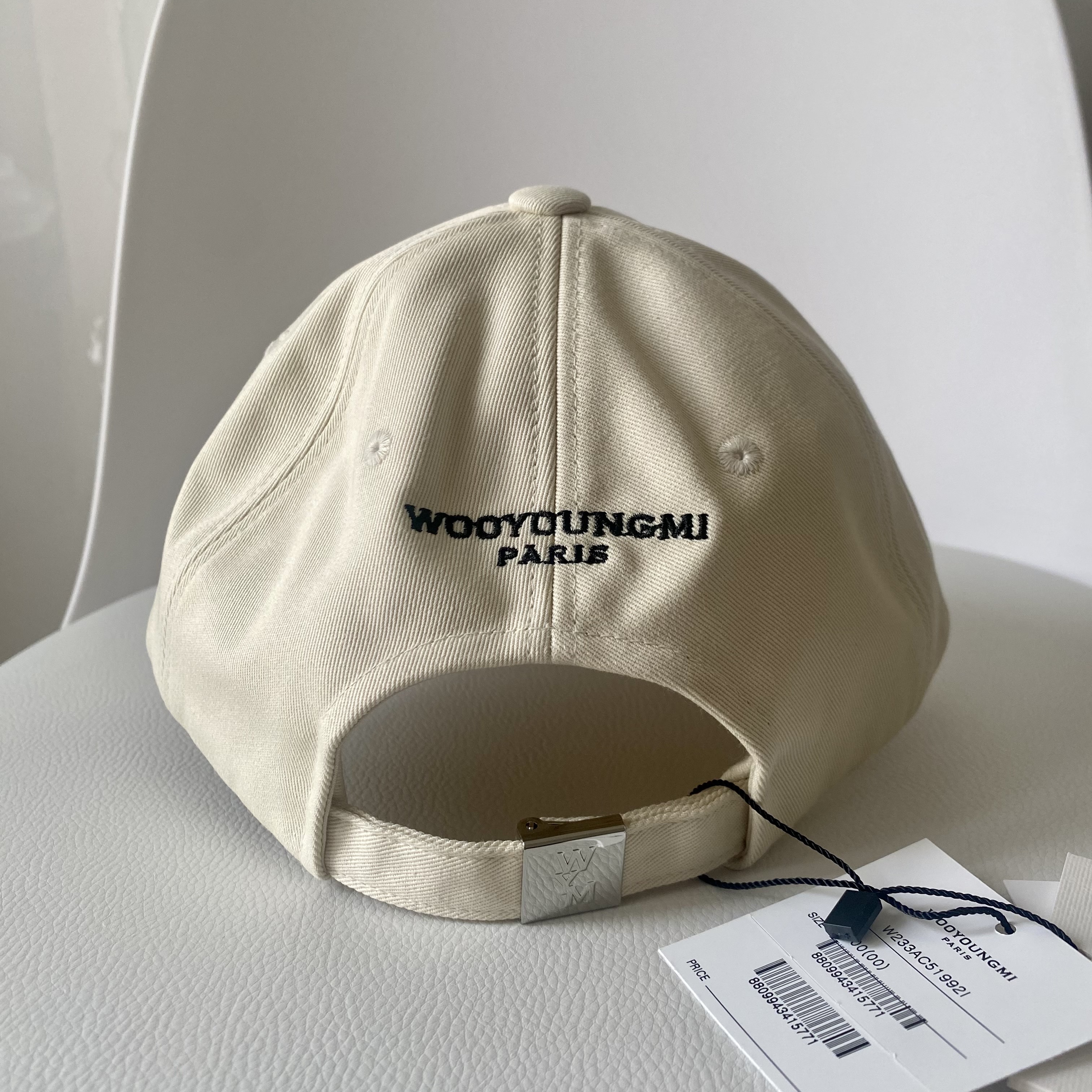 Wooyoungmi Logo Ball Cap Ivory - 23FW 착용 스타일 - 3