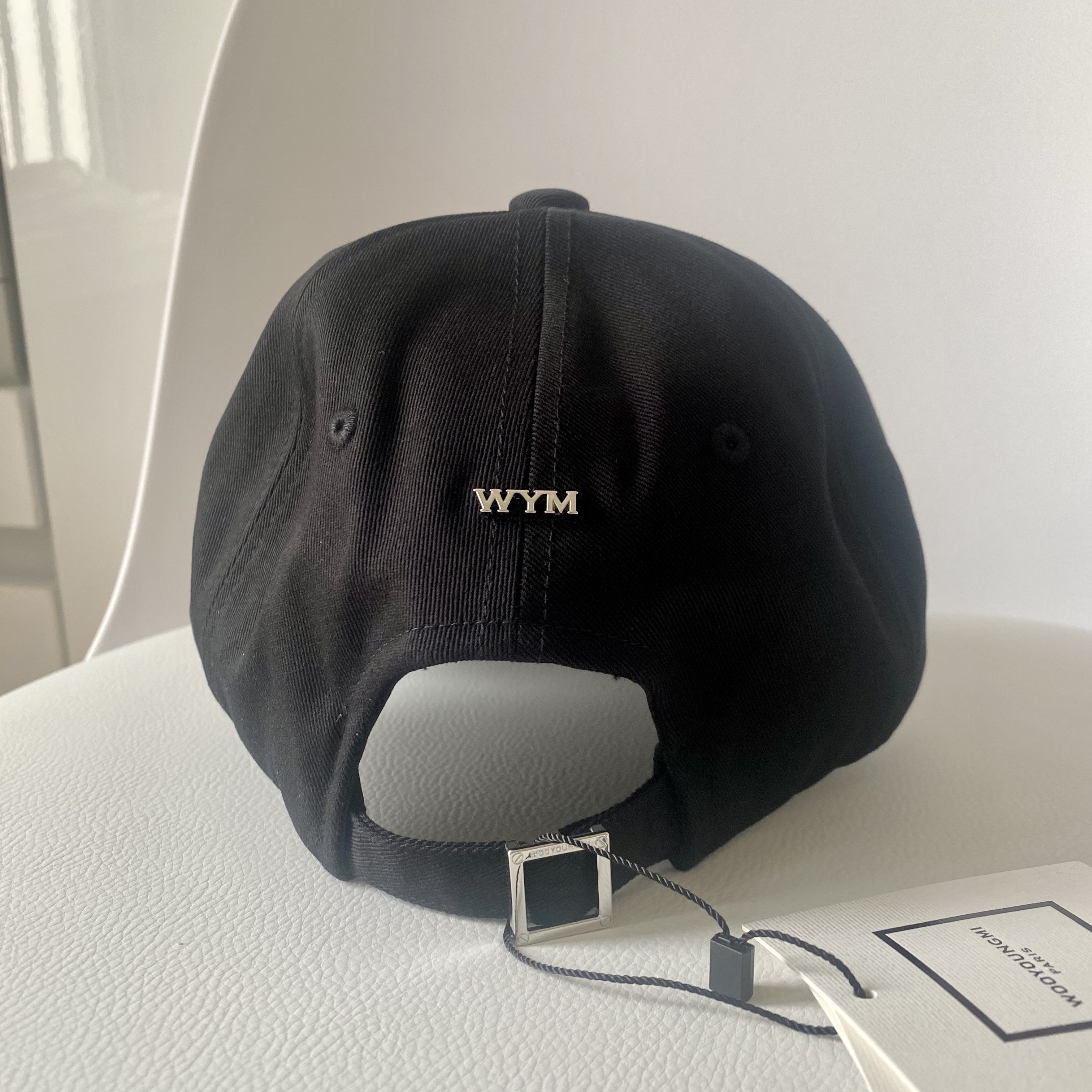 Wooyoungmi Seoul Embroidered Ball Cap Black - 23FW 착용 스타일 - 3