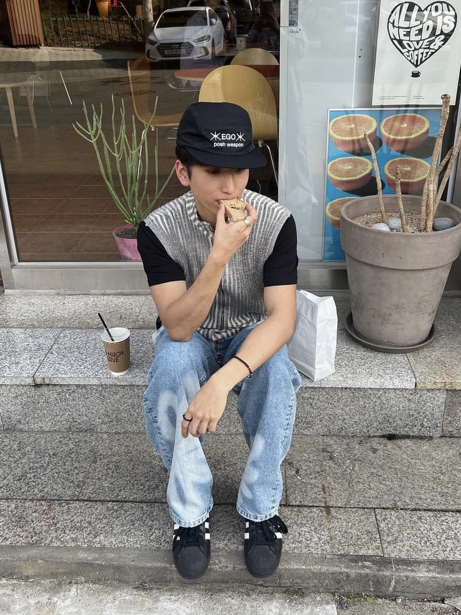 Yunse Women Hatch Ego Camp Cap Black 착용 스타일 - 2