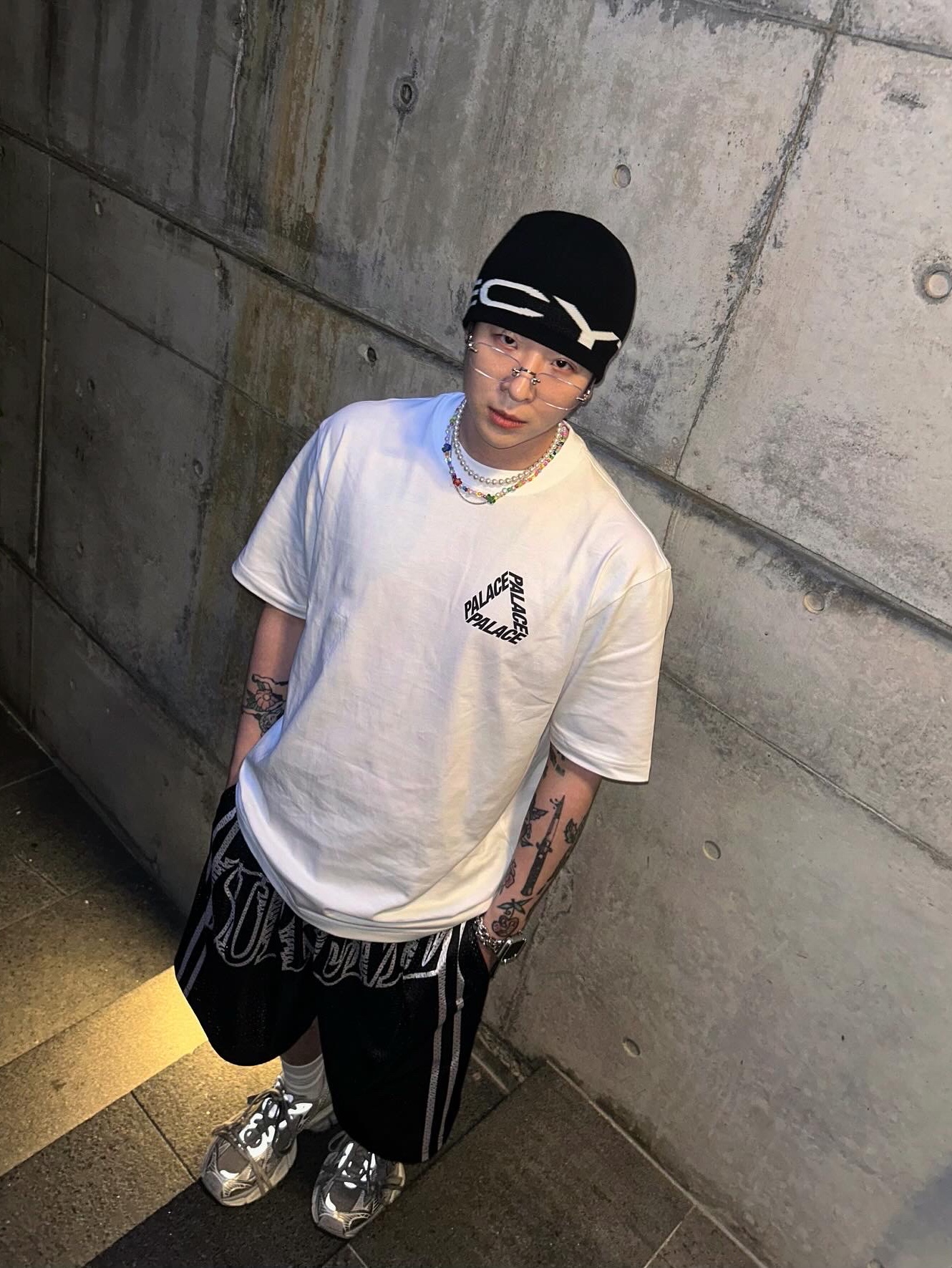 Supreme Slap Shot Mesh Shorts Black - 23SS 착용 스타일