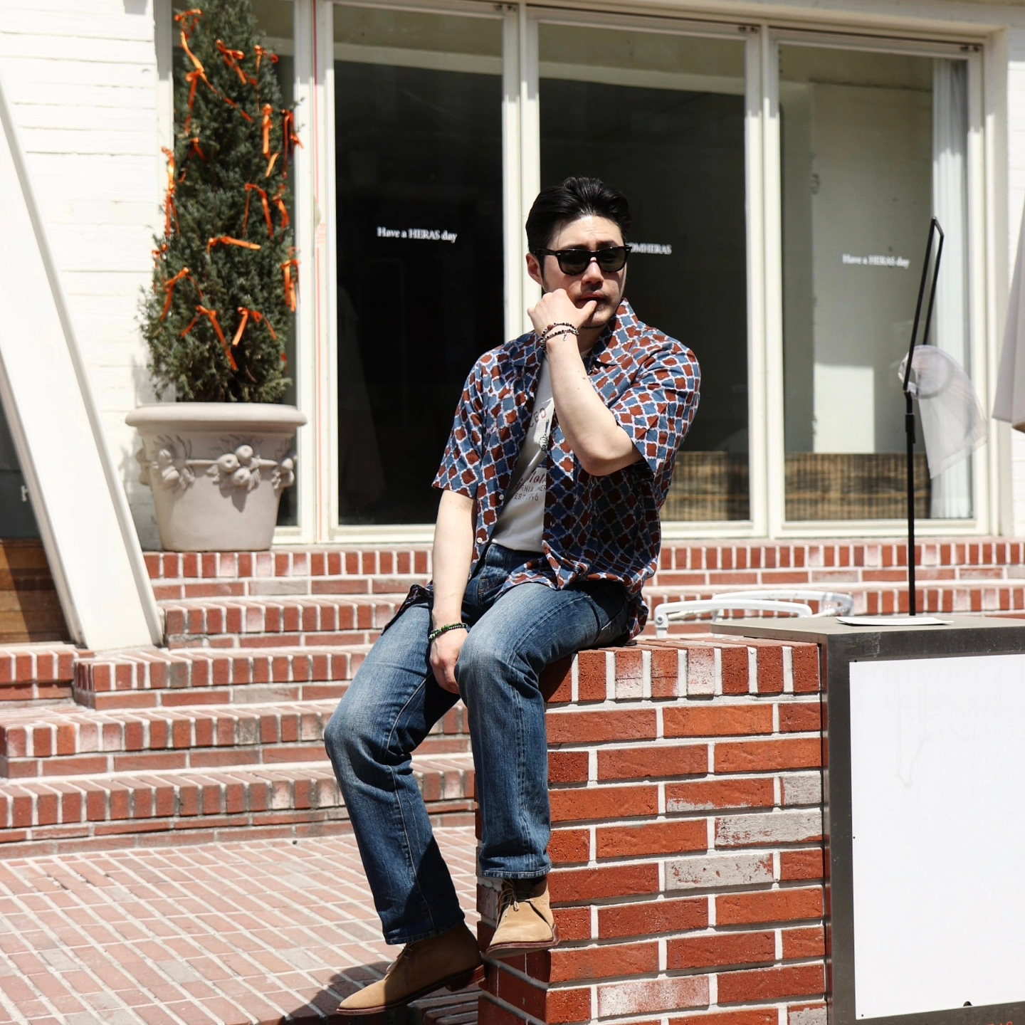 Alden 1493 Suede Unlined Chukka Boot Snuff - D 착용 스타일 - 1