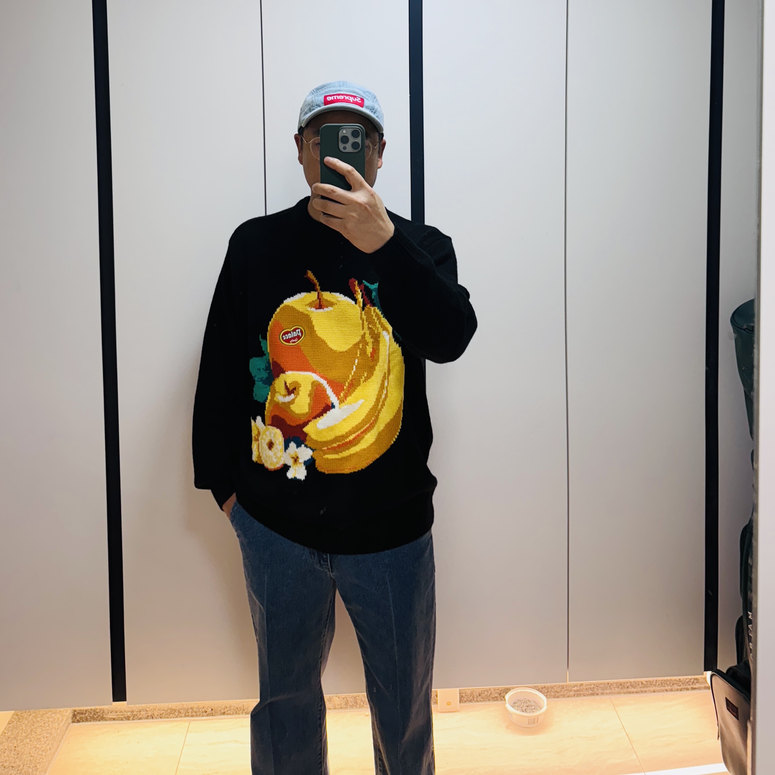 Palace Fruit Life Knit Black - 24SS 착용 스타일