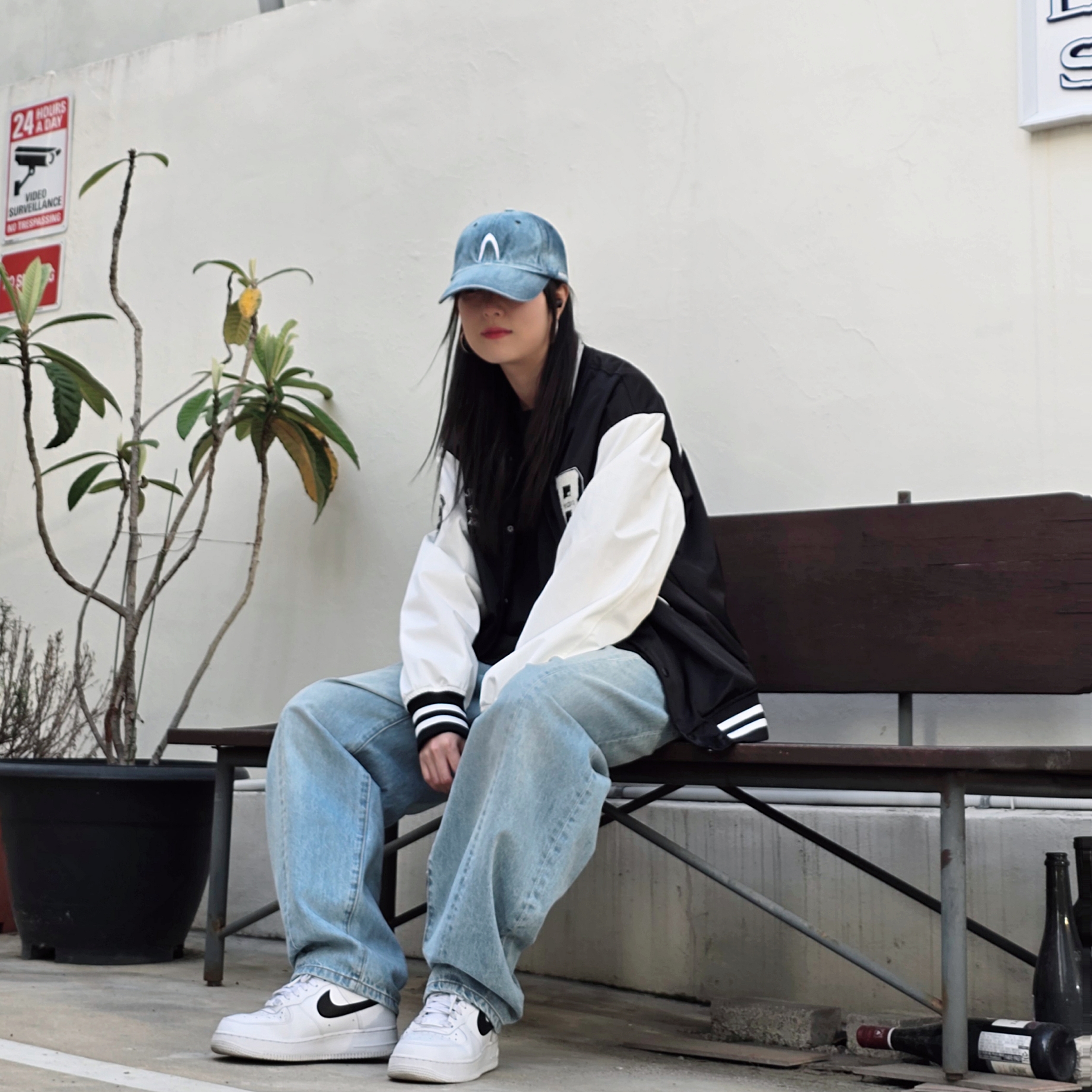 Nike Air Force 1 '07 White Black, (W) Nike Air Force 1 '07 White Black 착용 스타일 - 3