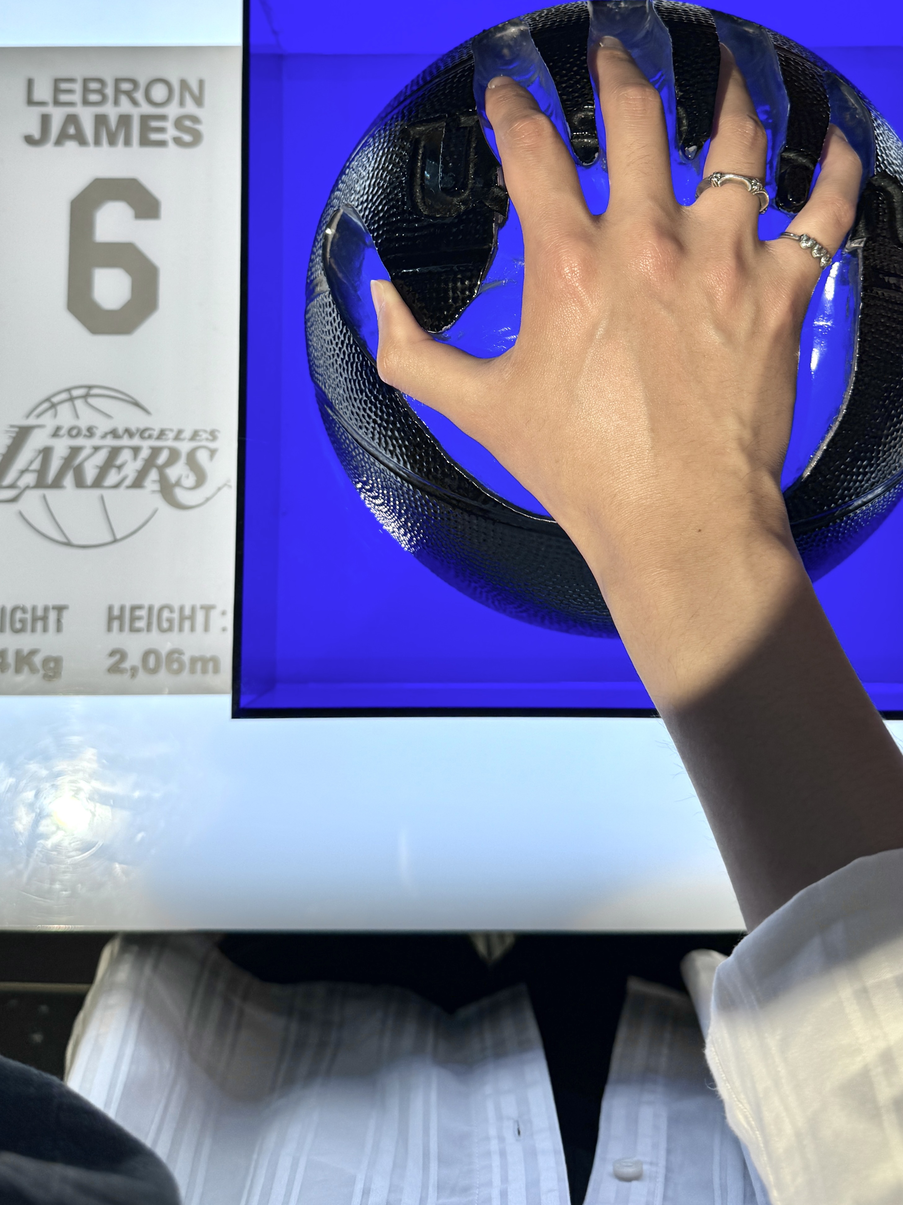 Nike LeBron James LA Lakers Icon Edition Jersey Amarillo, Nike x Martine Rose Dress Shirt White - US/EU 착용 스타일 - 2