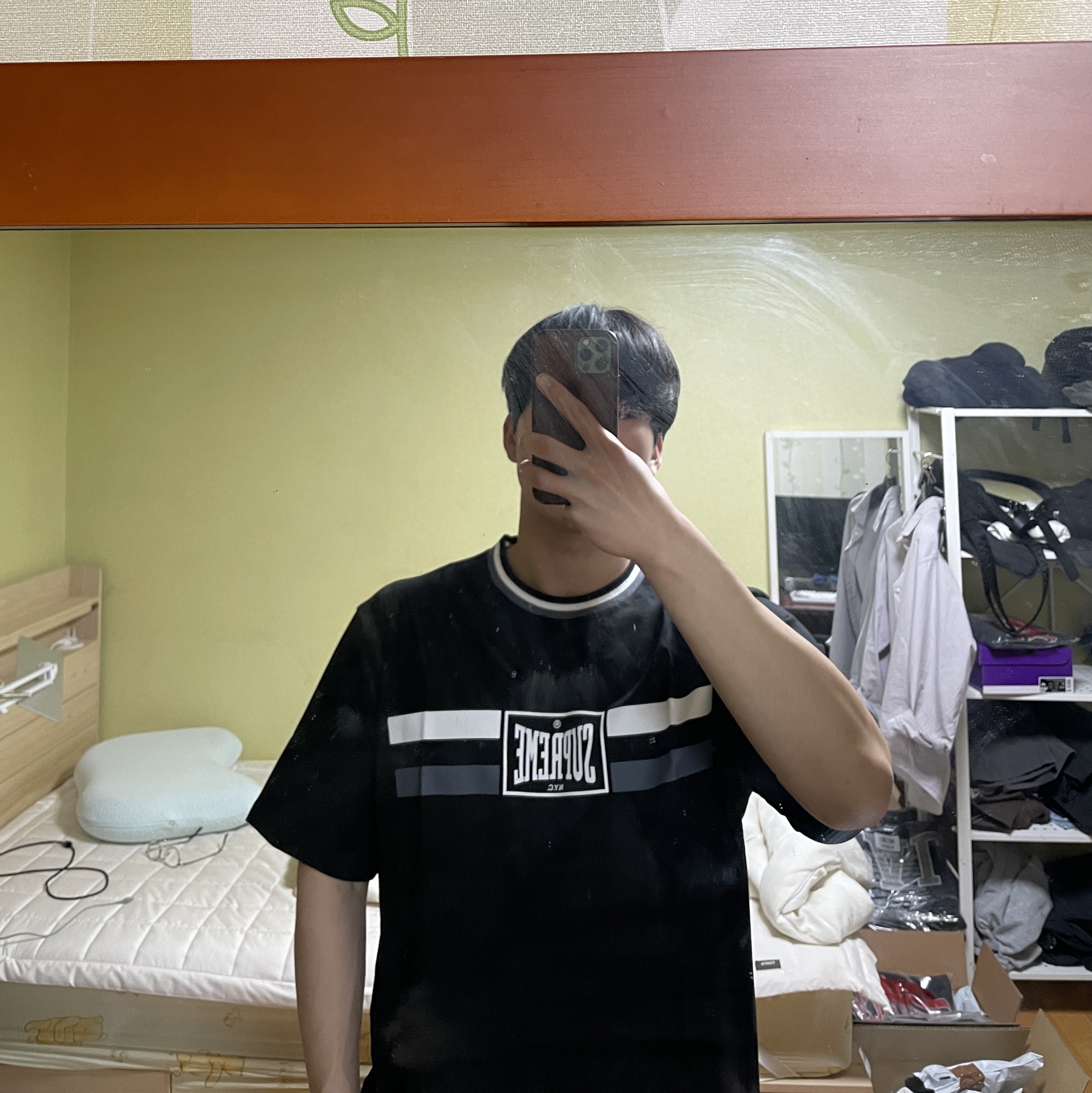 Supreme Warm Up Stripe S/S Top Black - 24SS 착용 스타일