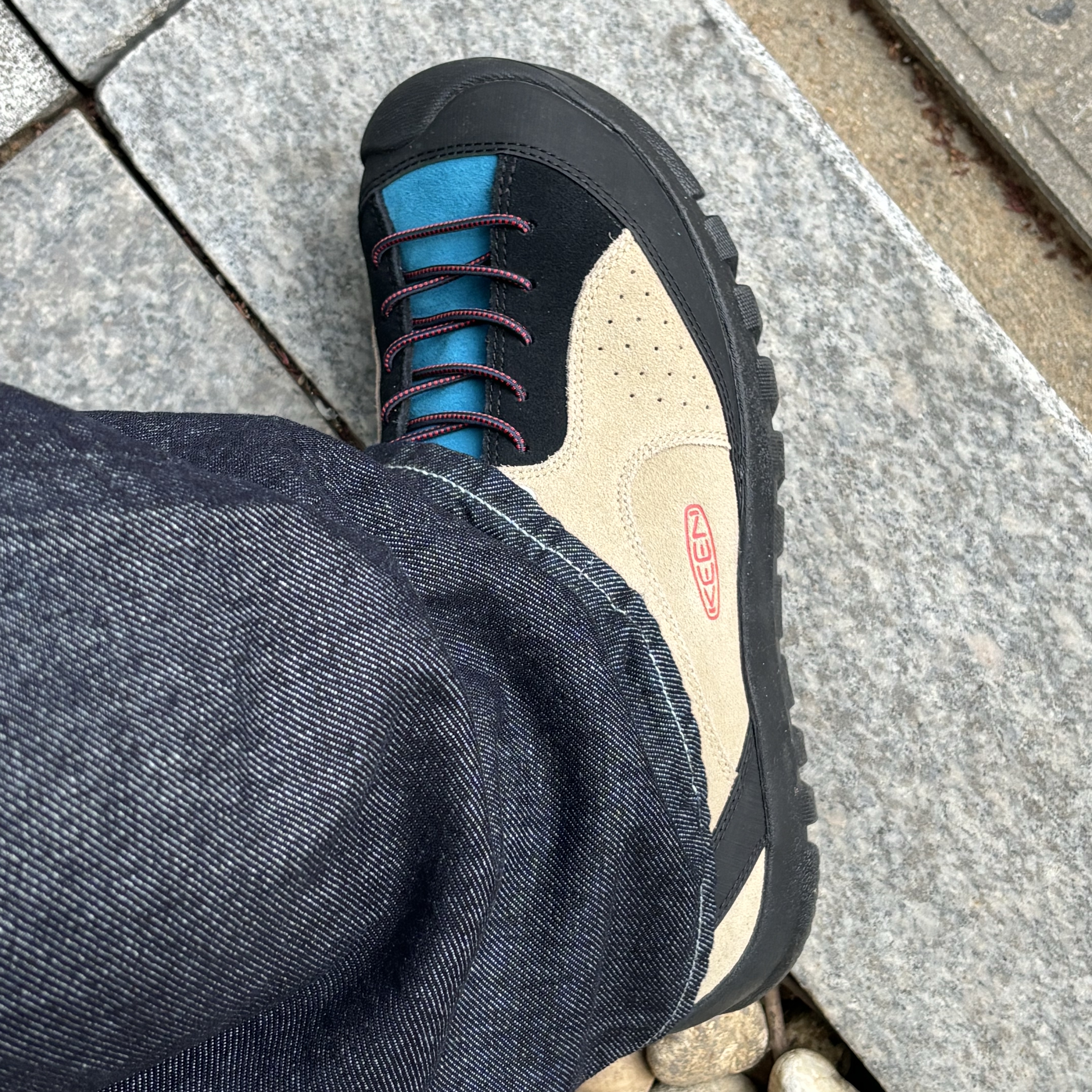 Keen Jasper Rocks SP Sneakers Beige 착용 스타일