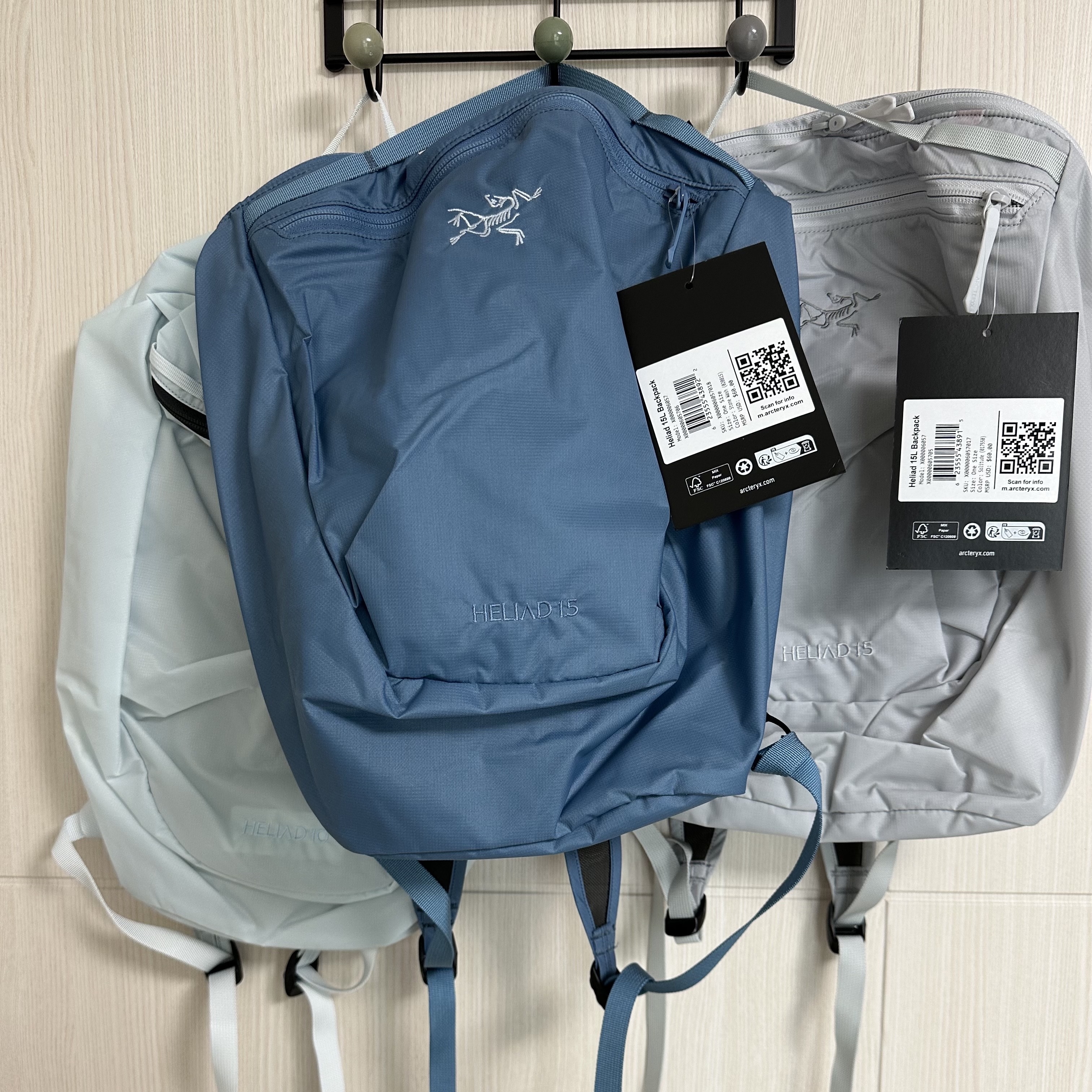 Arc'teryx Heliad 10 Backpack Daybreak Graphite, Arc'teryx Heliad 15 Backpack Solitude 착용 스타일