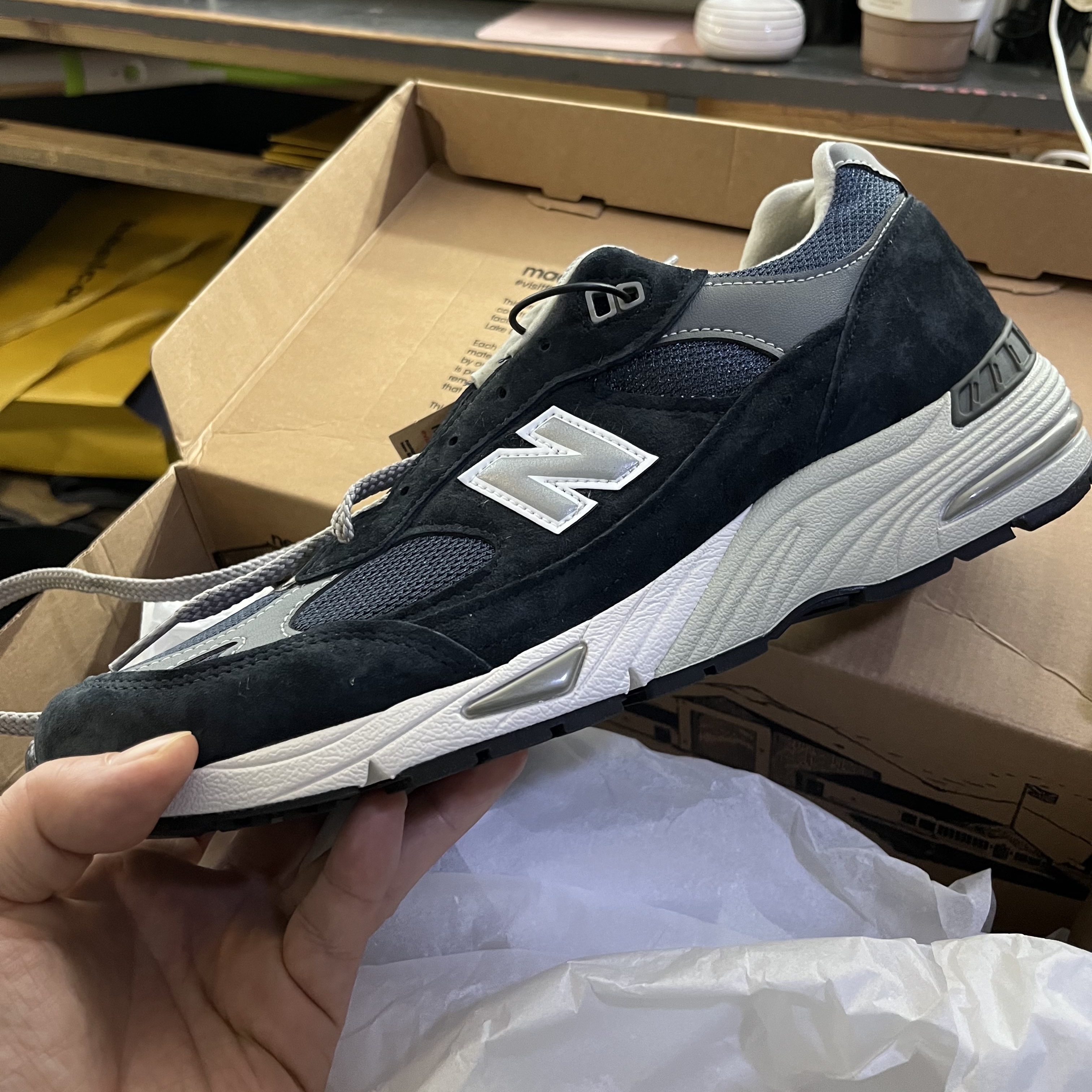 New Balance 991 Made in UK Navy ์ฐฉ์ฉ ์คํ์ผ