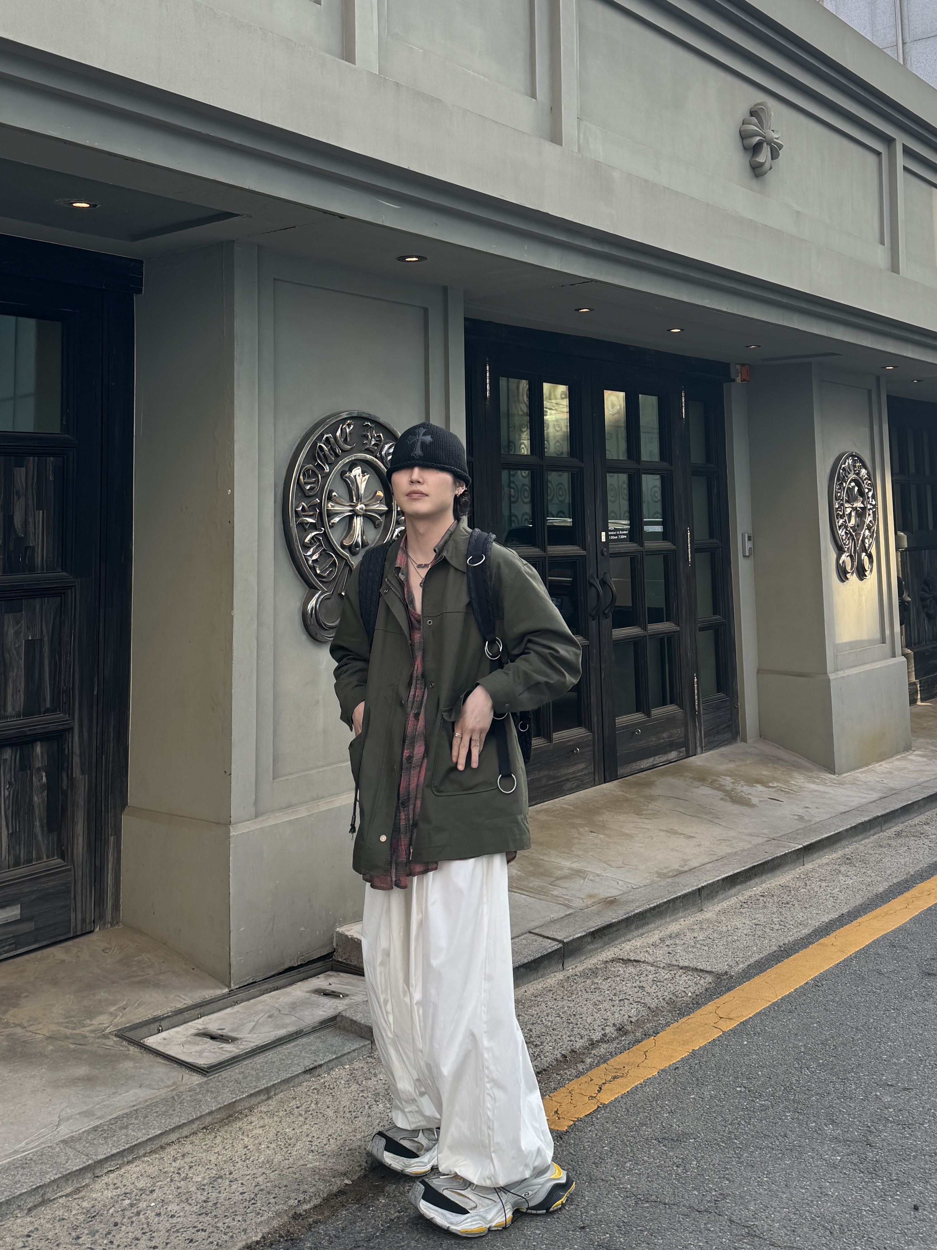 Chrome Hearts Cross Leather Patch Cashmere Beanie Black, Our Legacy Borrowed Shirt Big Lumbercheck Print 착용 스타일 - 2