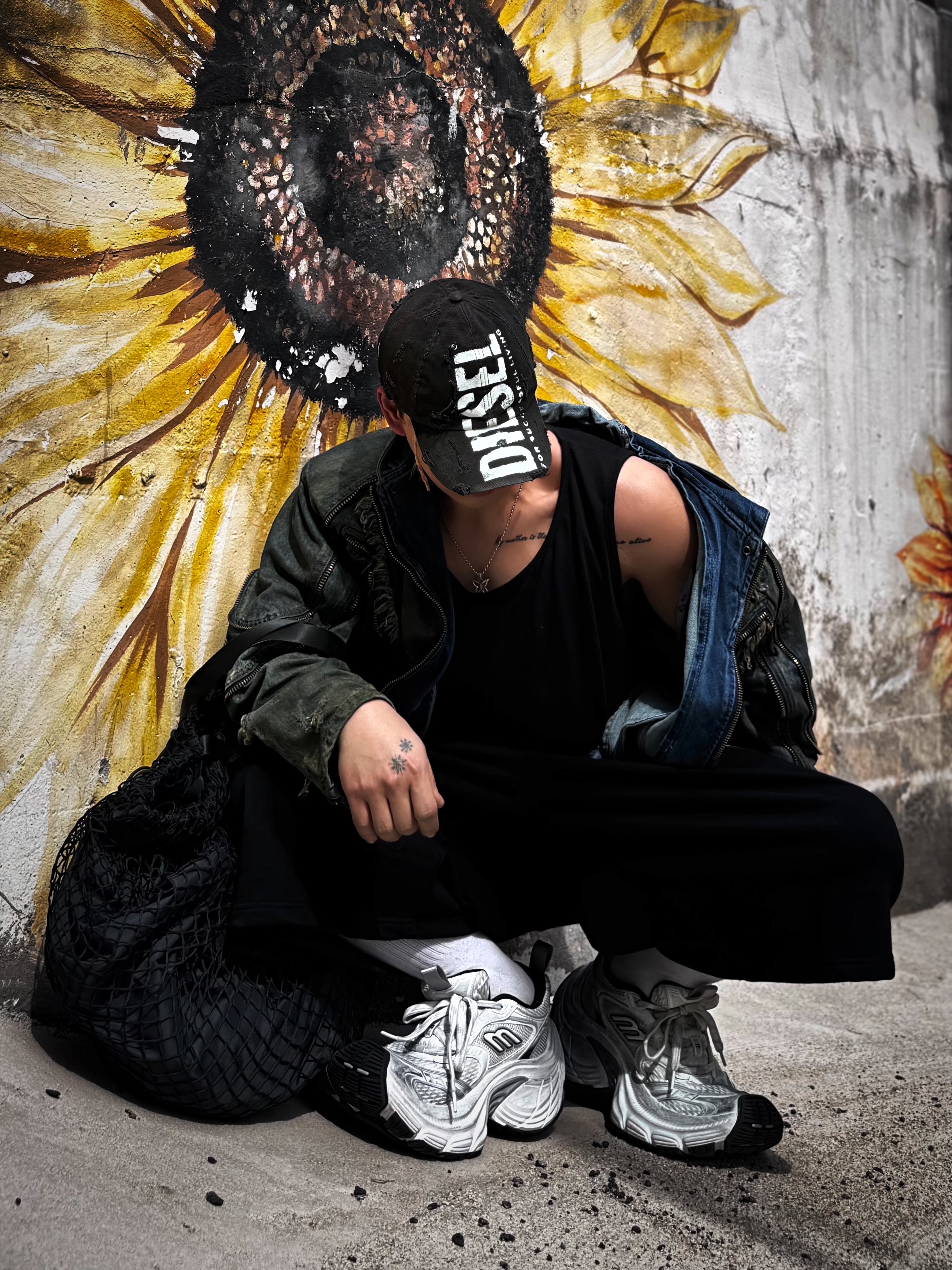 Balenciaga 10XL Sneakers White Black Grey, Diesel C-Ewan Baseball Cap with Diesel Lettering Black 착용 스타일 - 5
