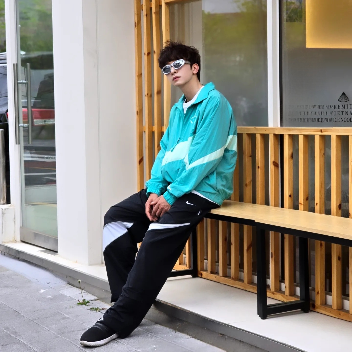 Nike NSW Swoosh Woven Pants Black - Asia, Nike NSW HBR NCPS Woven Jacket Washed Teal - Asia 착용 스타일 - 1