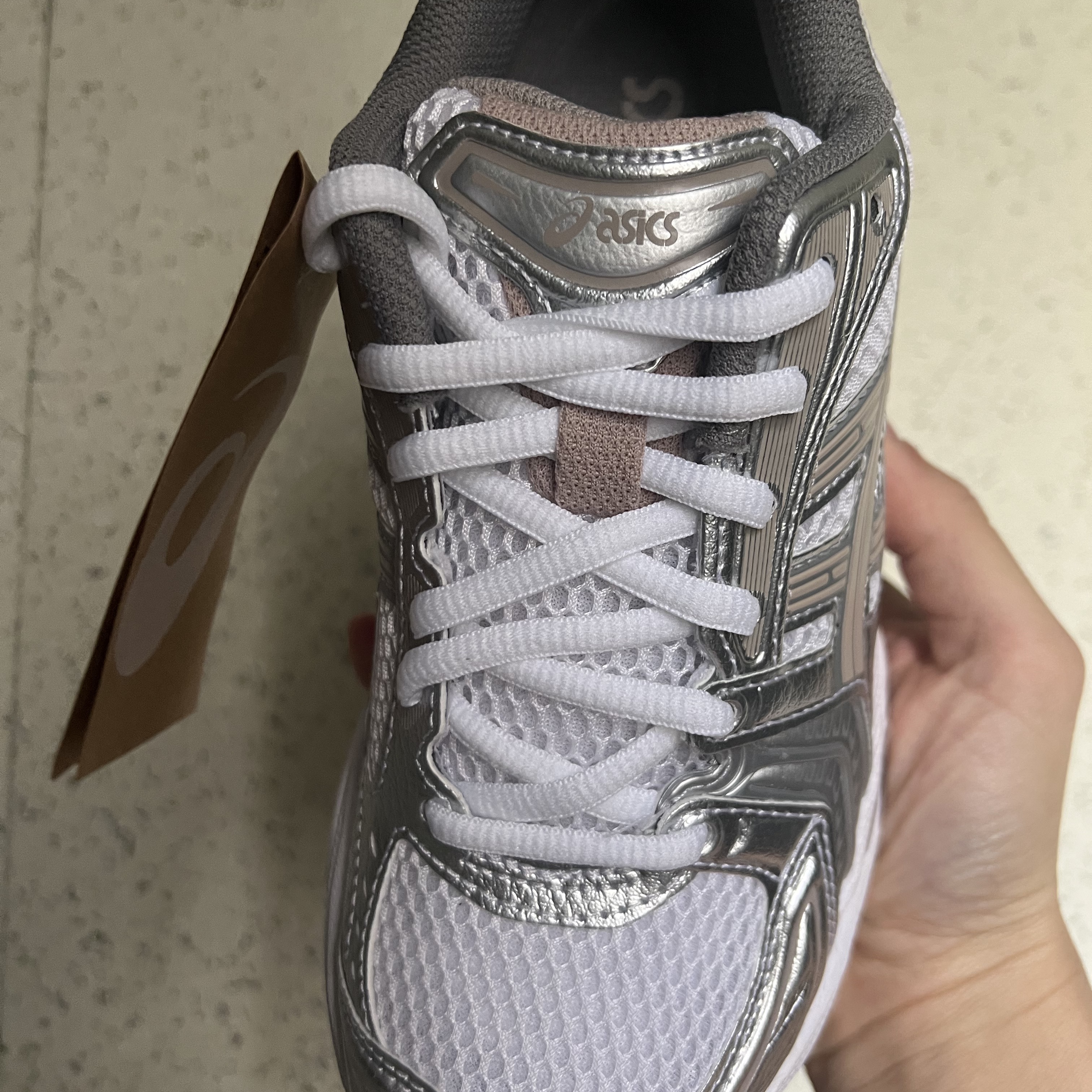 (W) Asics Gel-Kayano 14 White Moonrock 착용 스타일 - 2