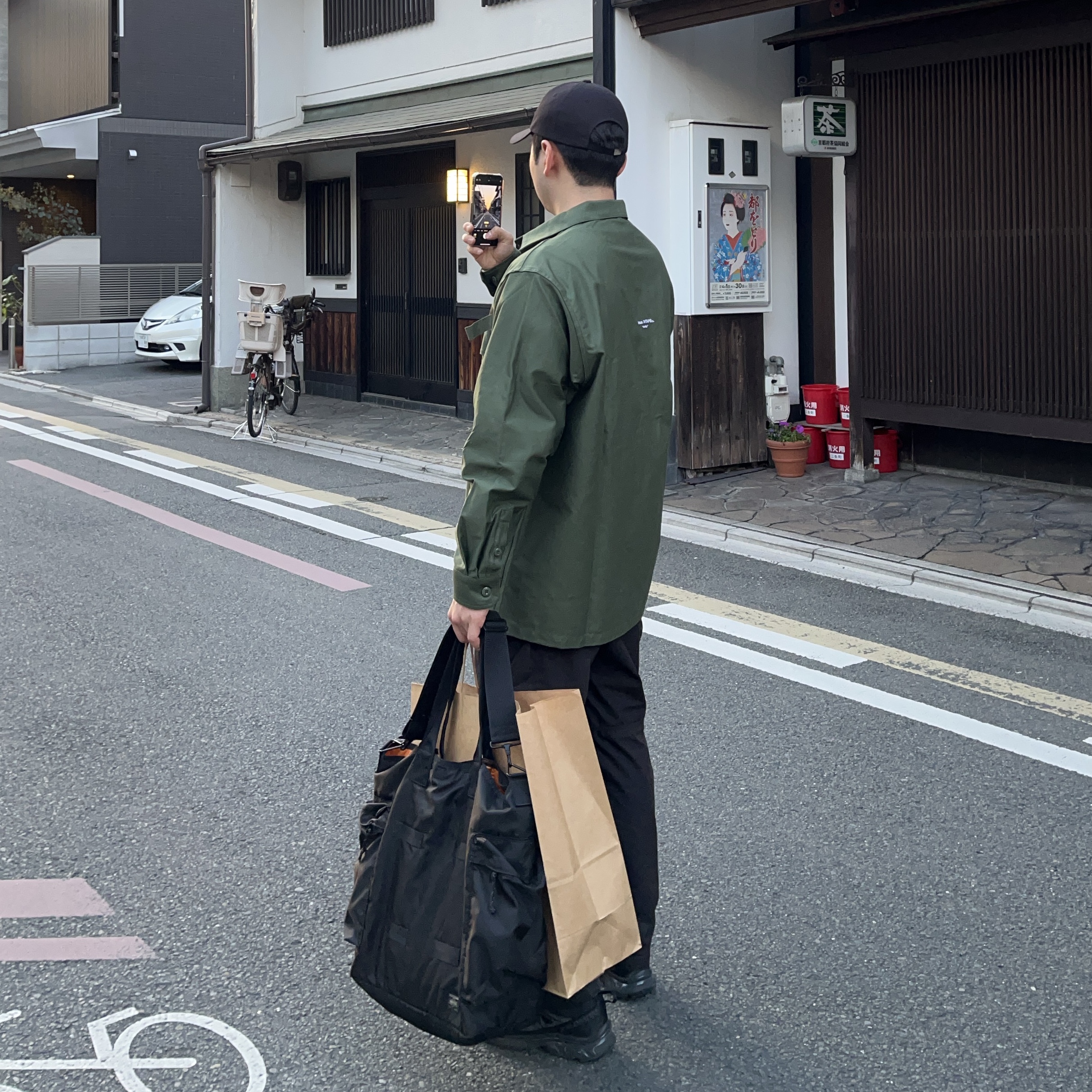 Porter Force 2Way Tote Bag Black, Salomon XT-6 Expanse Black Ebony 착용 스타일