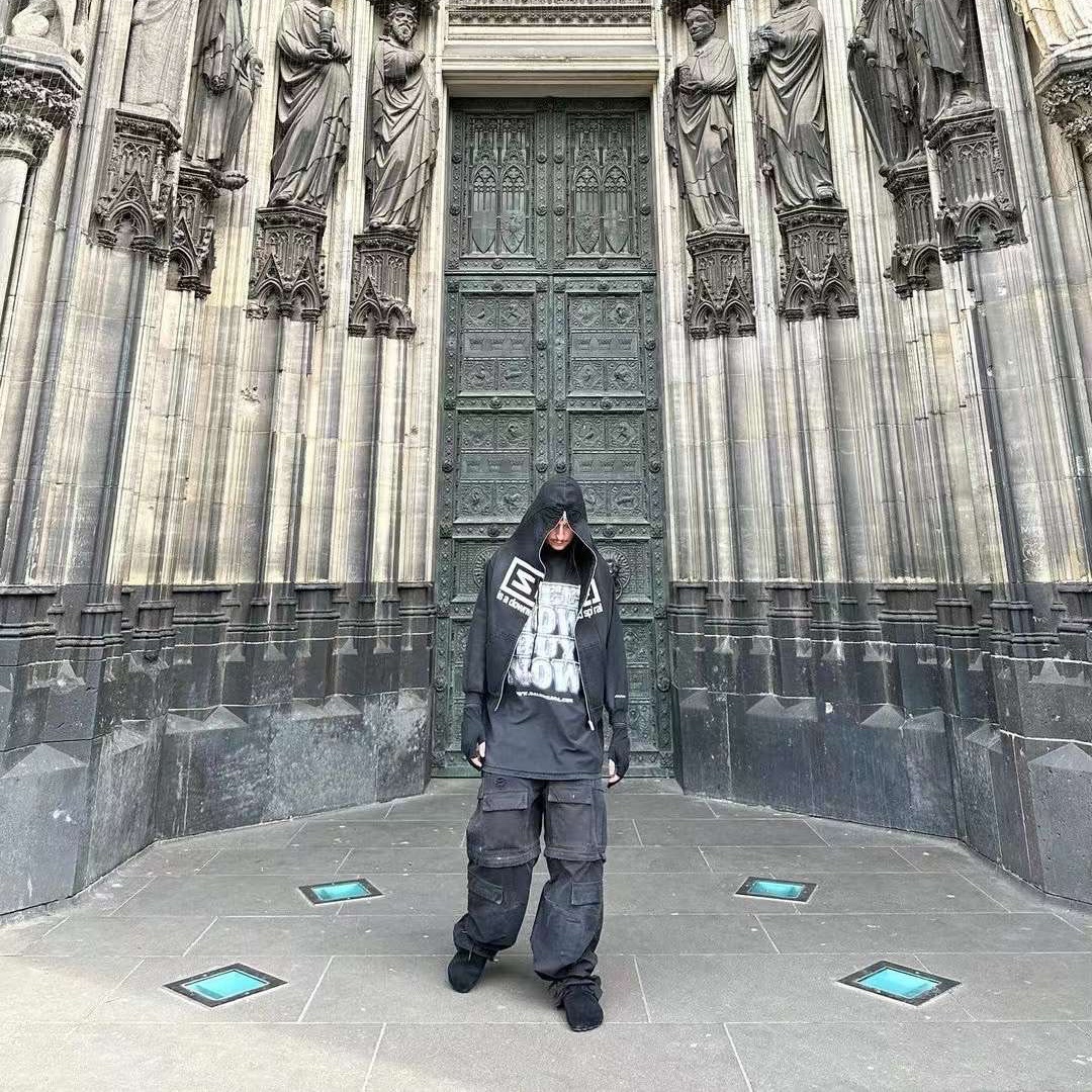 Project G/R Zygon Zip Hoodie Black 착용 스타일
