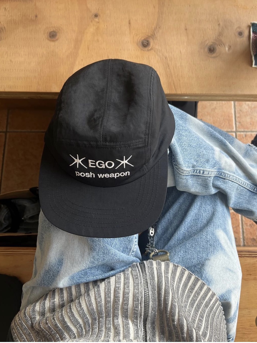 Yunse Women Hatch Ego Camp Cap Black 착용 스타일 - 4