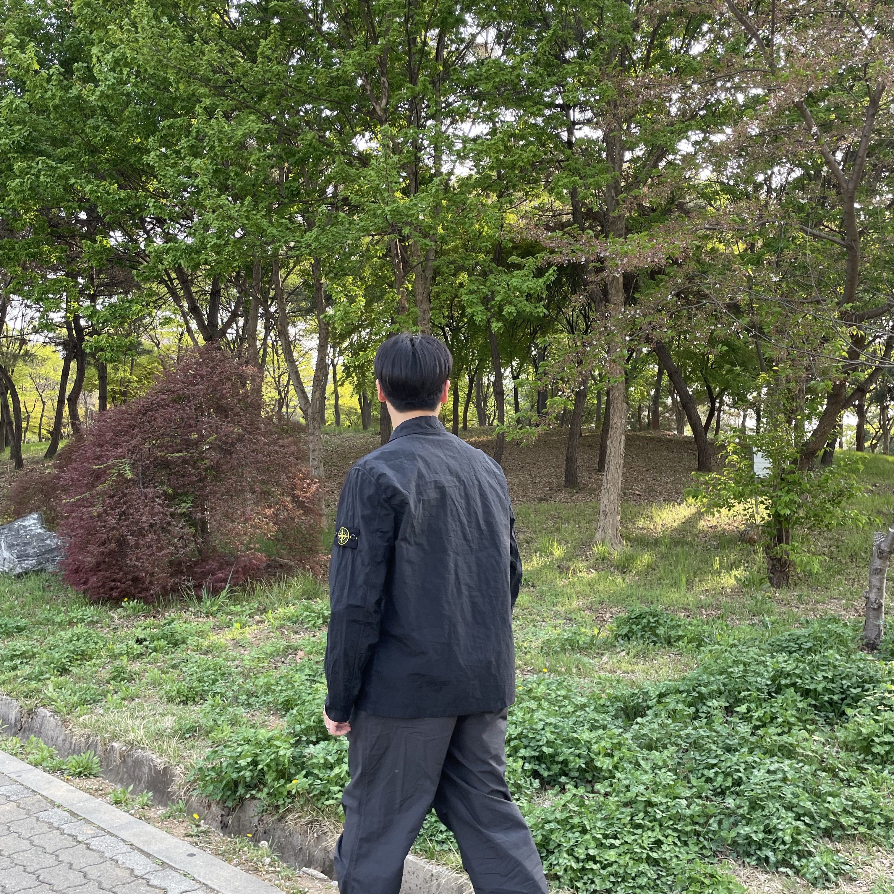 Stone Island 11219 Nylon Metal In Econyl Regenerated Nylon Overshirt Black - 24SS 착용 스타일