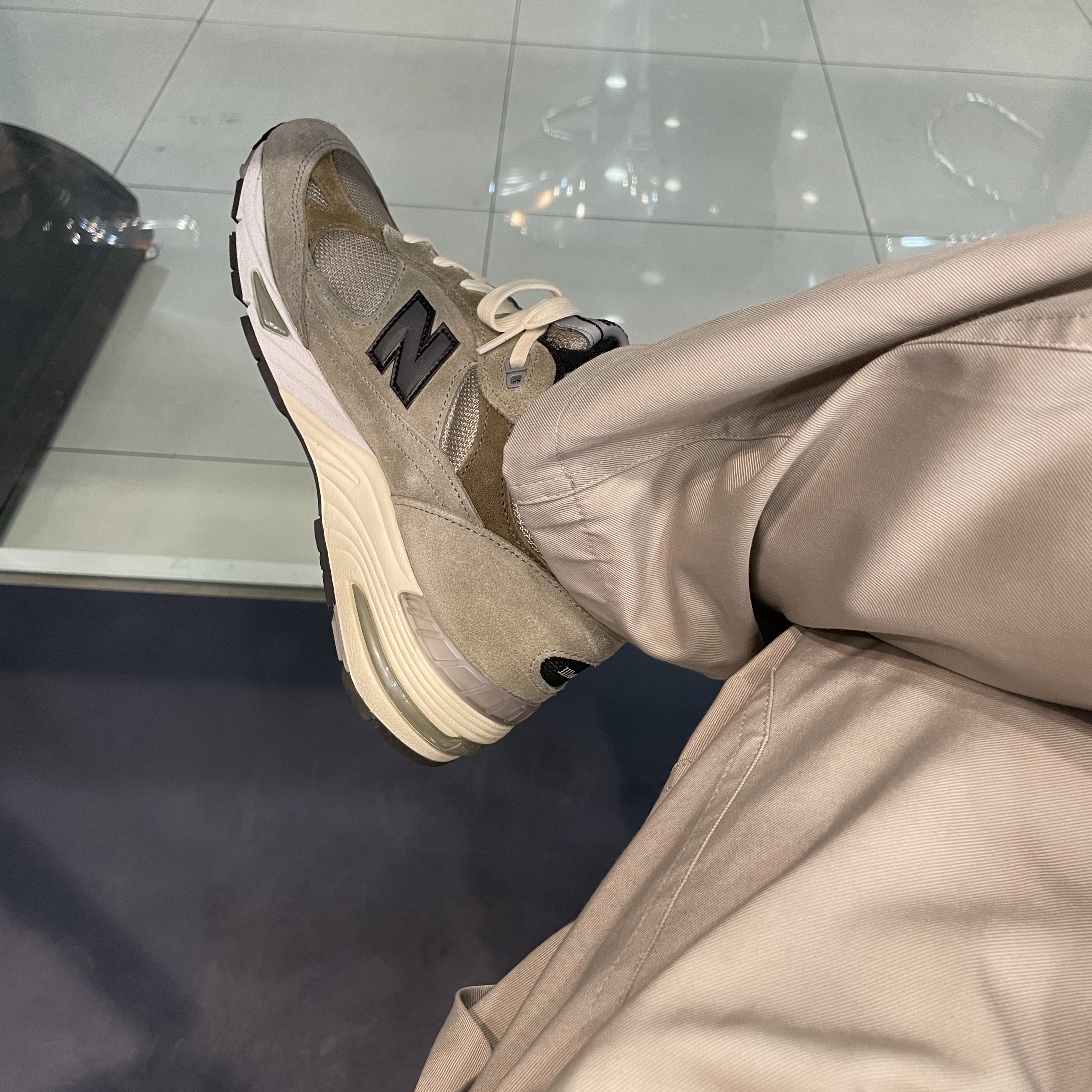 New Balance x JJJJound 991 Made in UK Grey 착용 스타일