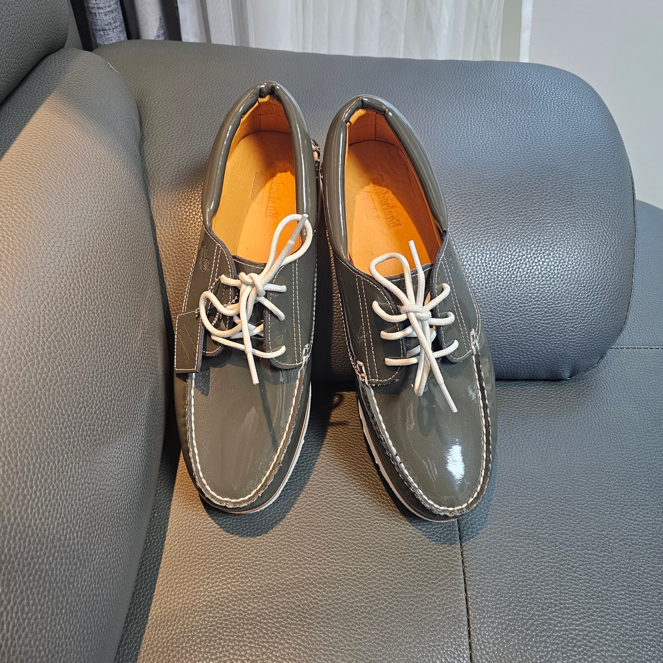 KASINA x Timberland 3 Eye Wedge Vibram Dark Gray 착용 스타일 - 3