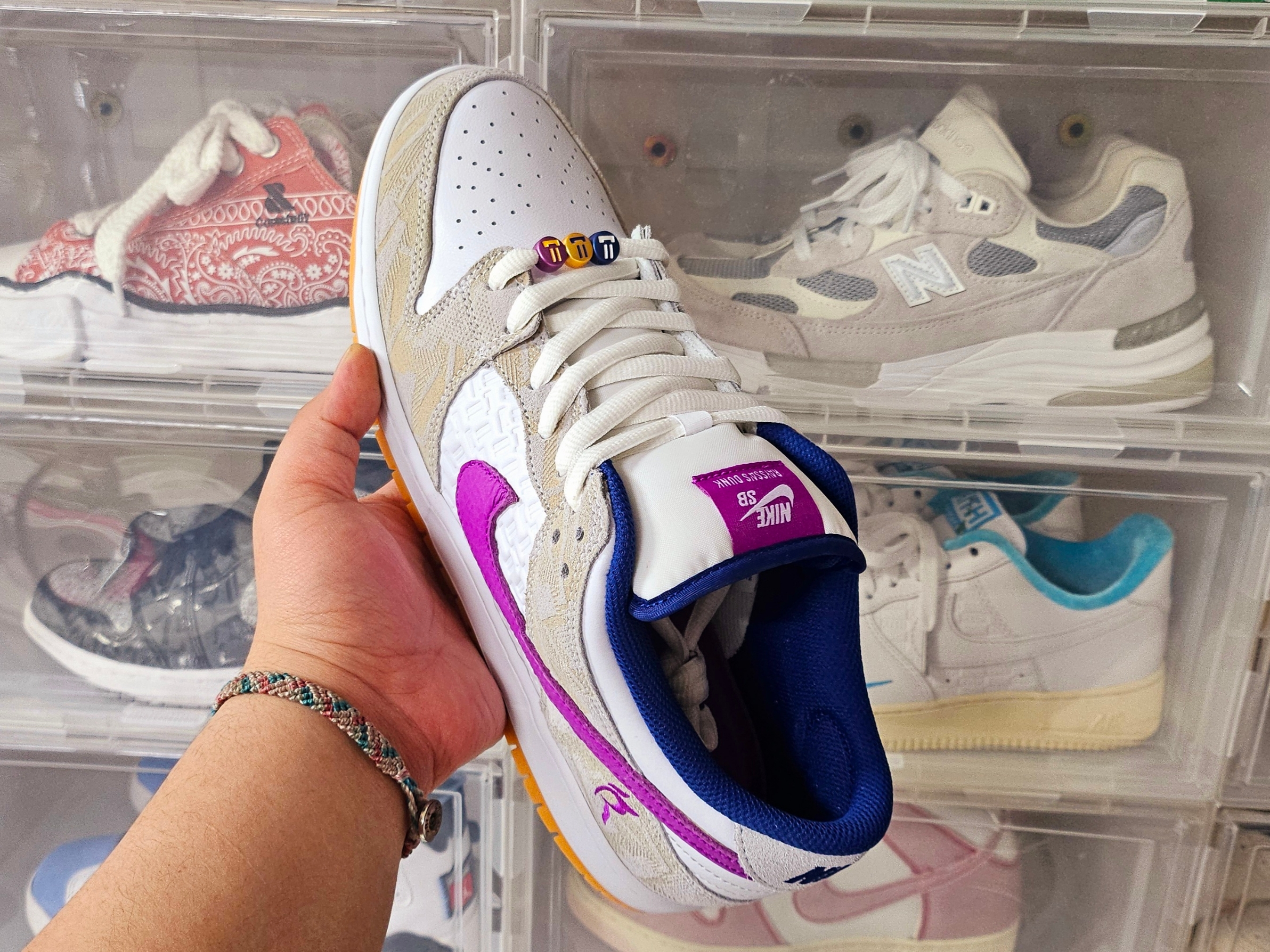 Nike x Rayssa Leal SB Dunk Low PRM Pure Platinum Vivid Purple 착용 스타일 - 3