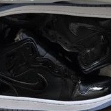 Jordan 1 Mid SE Black Dark Concord 착용 스타일