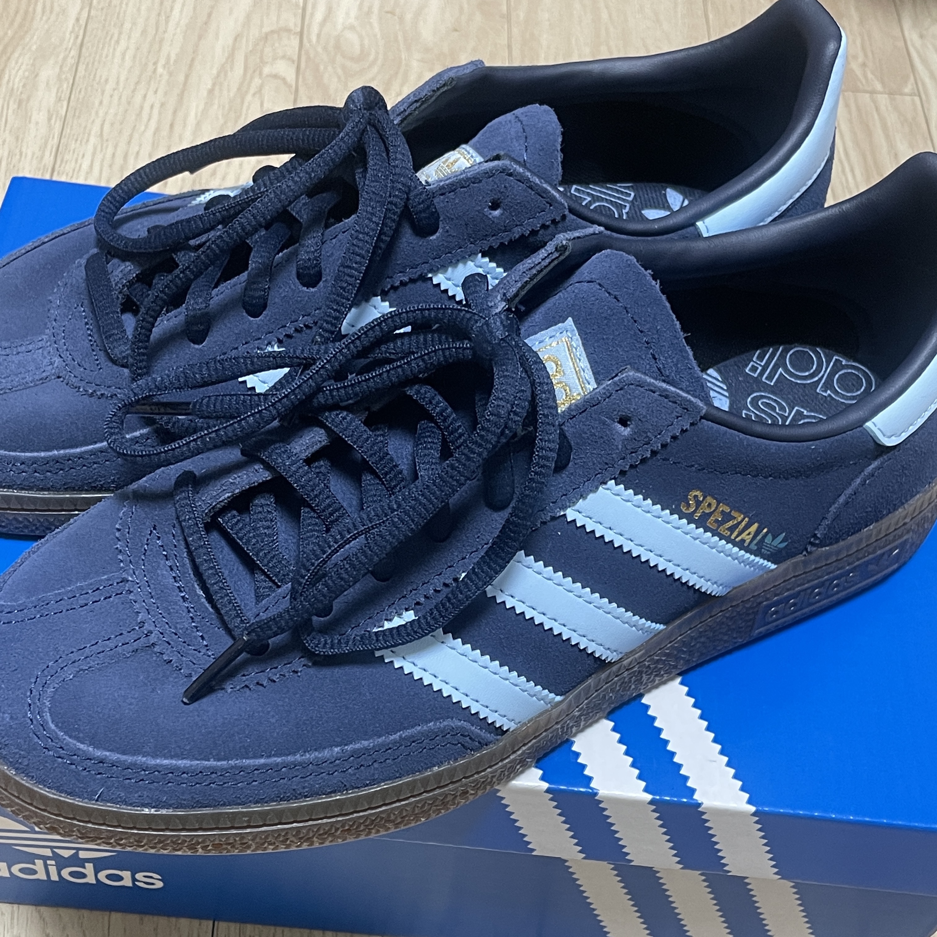 Adidas Spezial Handball Collegiate Navy 착용 스타일