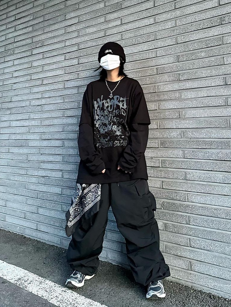 Asics Unlimited Gel-Kayano 14 Carrier Grey Black, Stussy Basic Cuff Beanie Black 착용 스타일 - 2