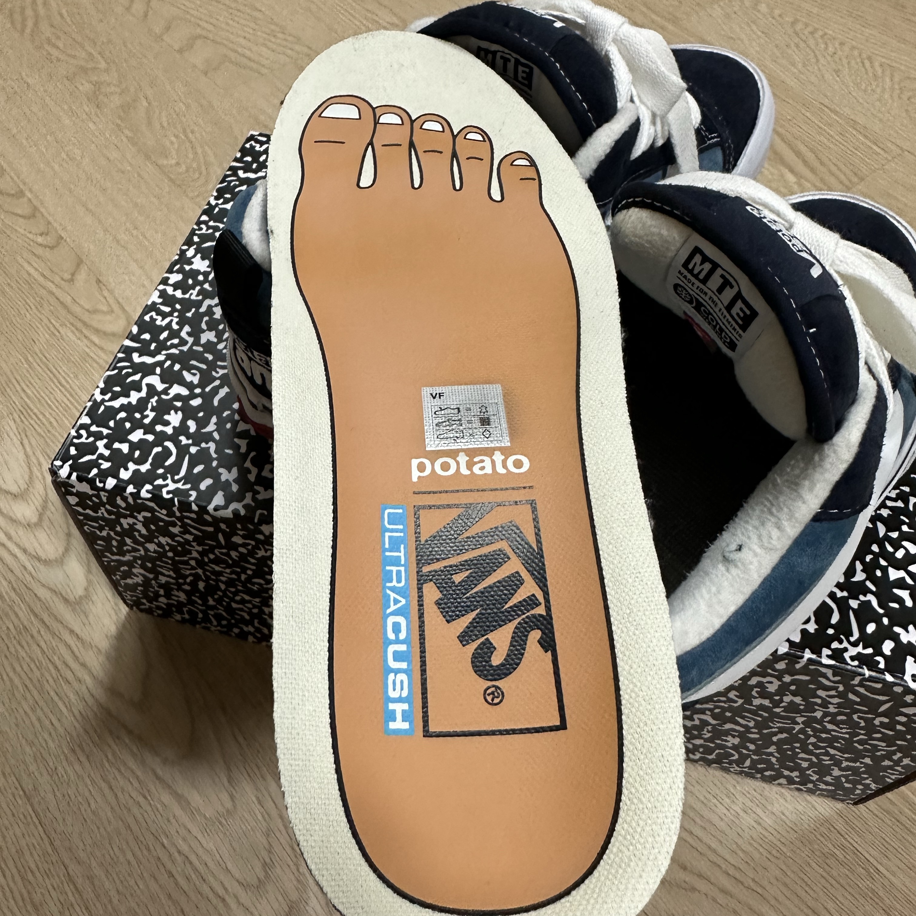 Vans Vault x Imran Potato Knu-Skool MTE-1 LX Navy 착용 스타일 - 5