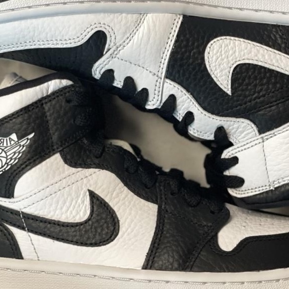 (W) Jordan 1 Mid SE Black White 착용 스타일