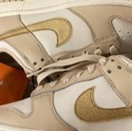 (W) Nike Dunk Low Sanddrift Metallic Gold 착용 스타일