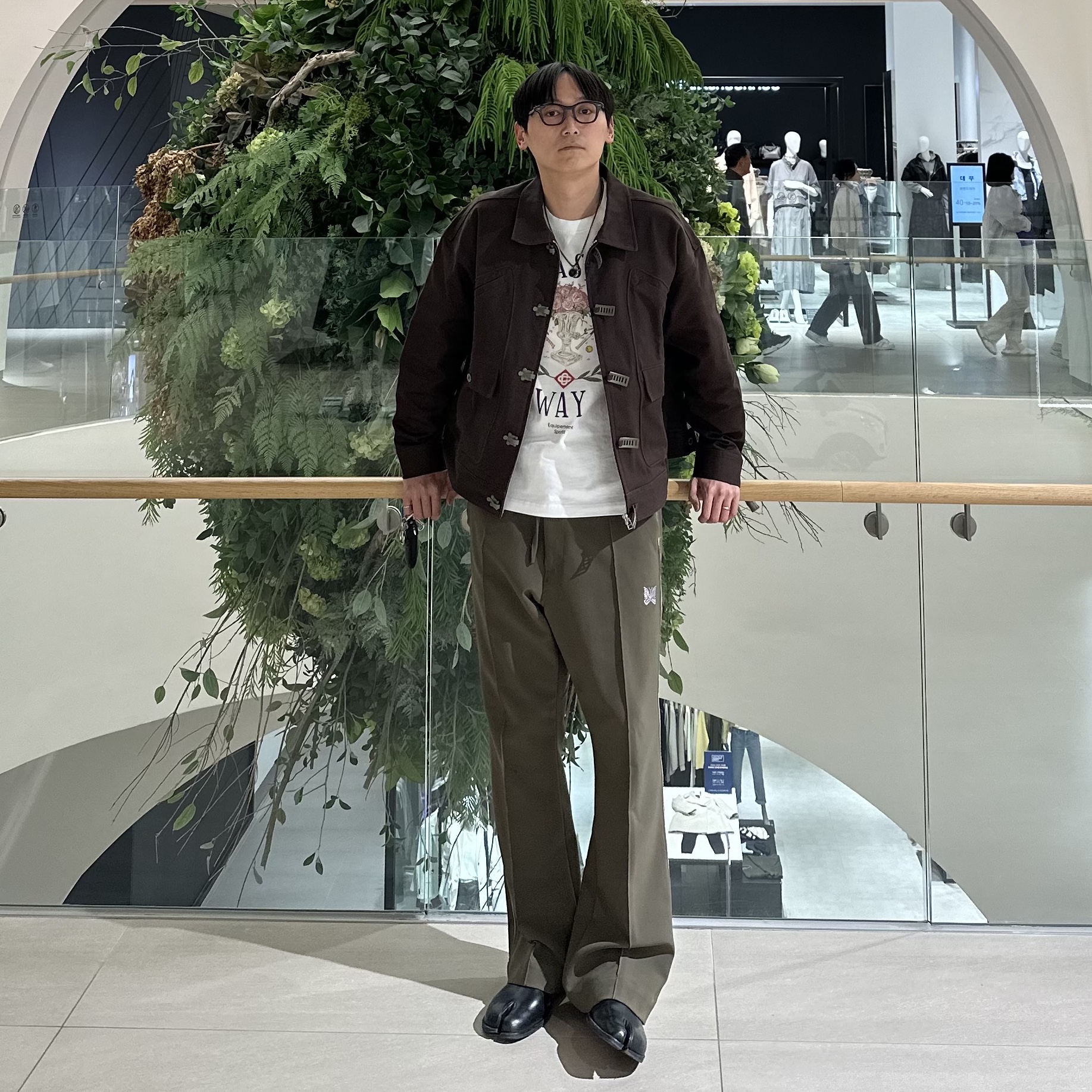 Needles PE/PU Double Cloth Piping Cowboy Pants Beige 착용 스타일 - 2