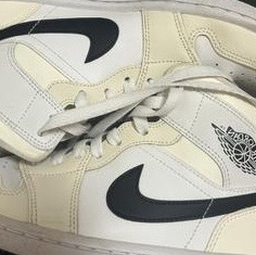 (W) Jordan 1 Mid Coconut Milk 착용 스타일
