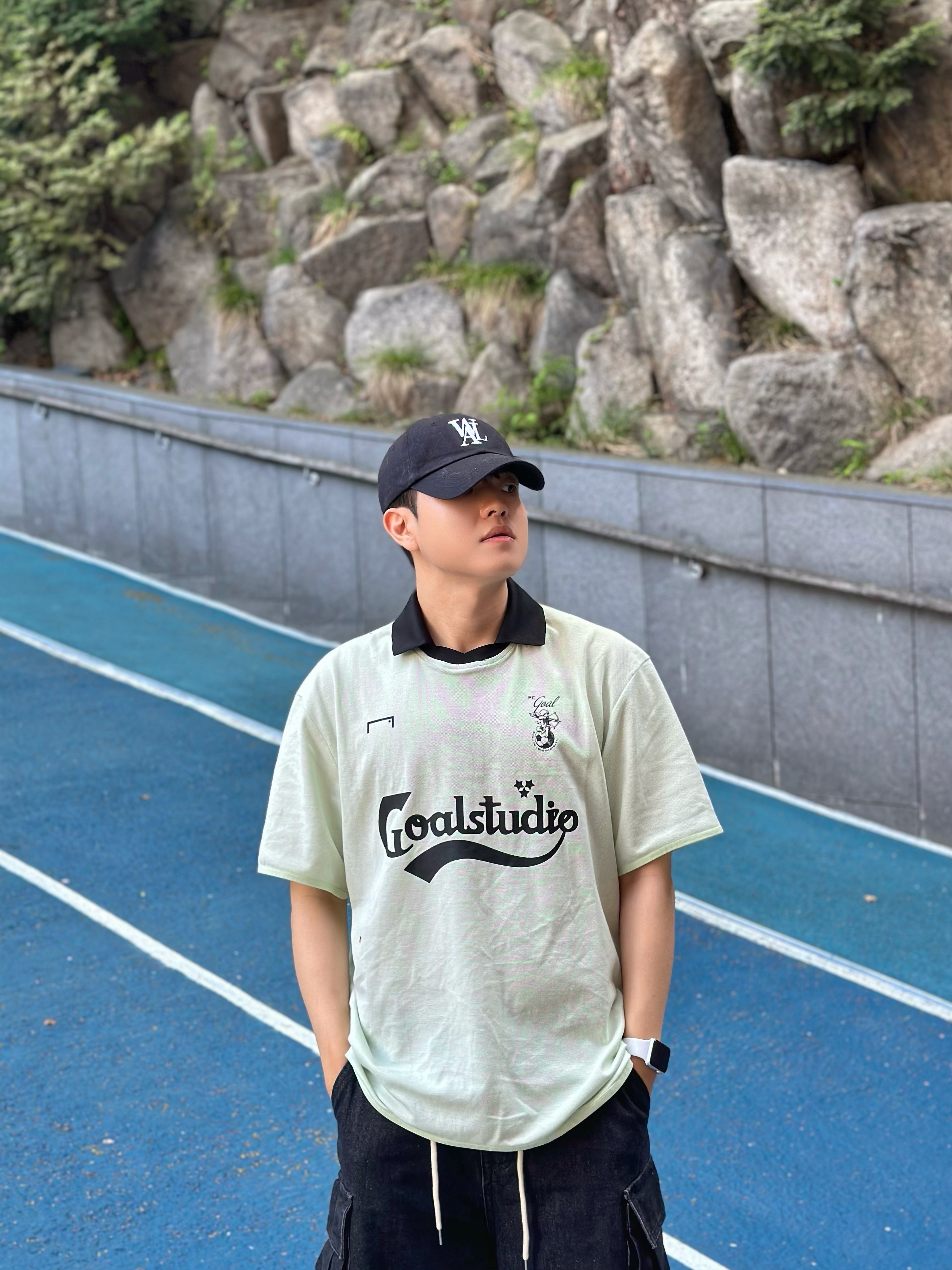 Apple AirPods Max Lightning Silver (Korean Ver.), (W) Asics Gel-Kayano 14 White Midnight 착용 스타일 - 4