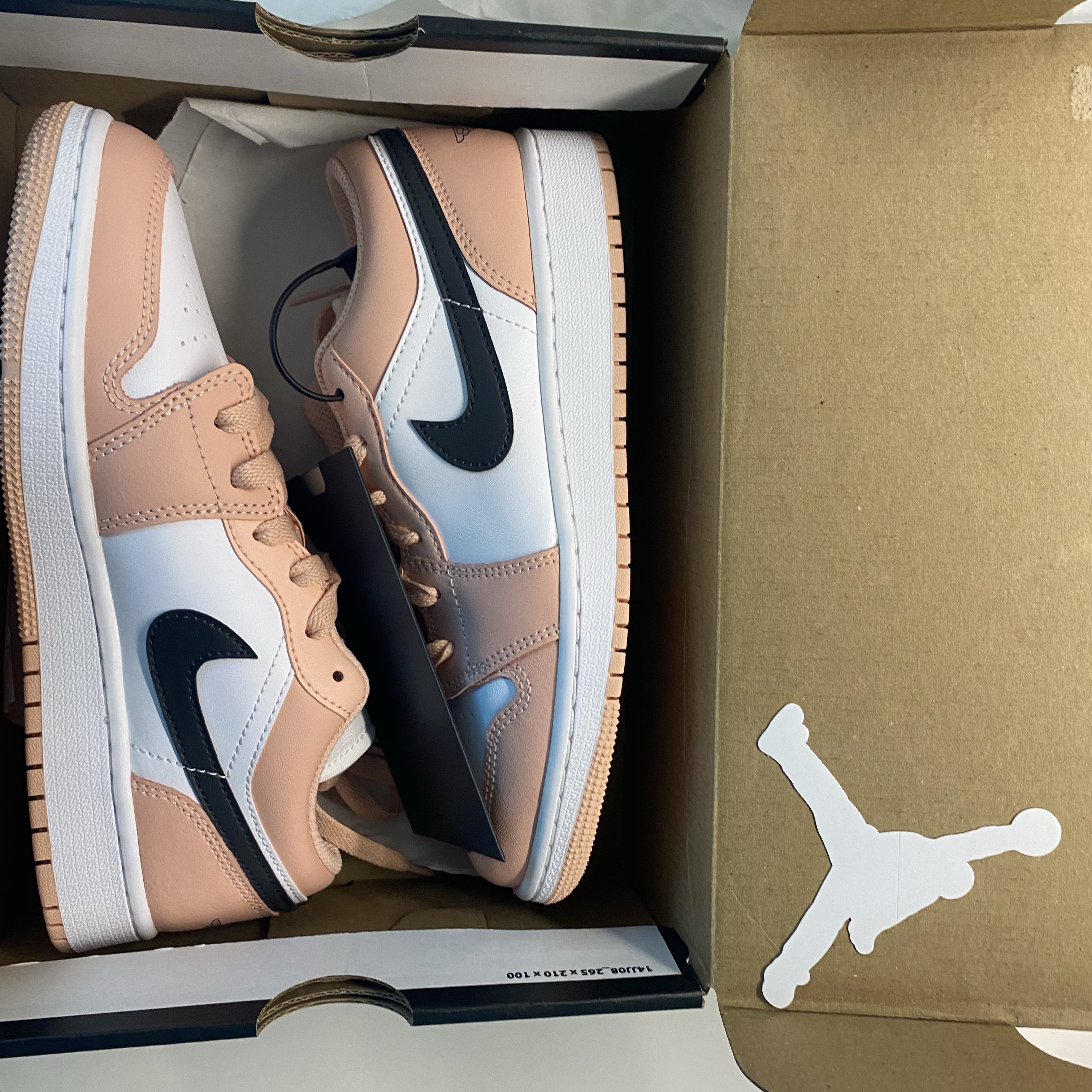 (GS) Jordan 1 Low Light Arctic Pink 착용 스타일