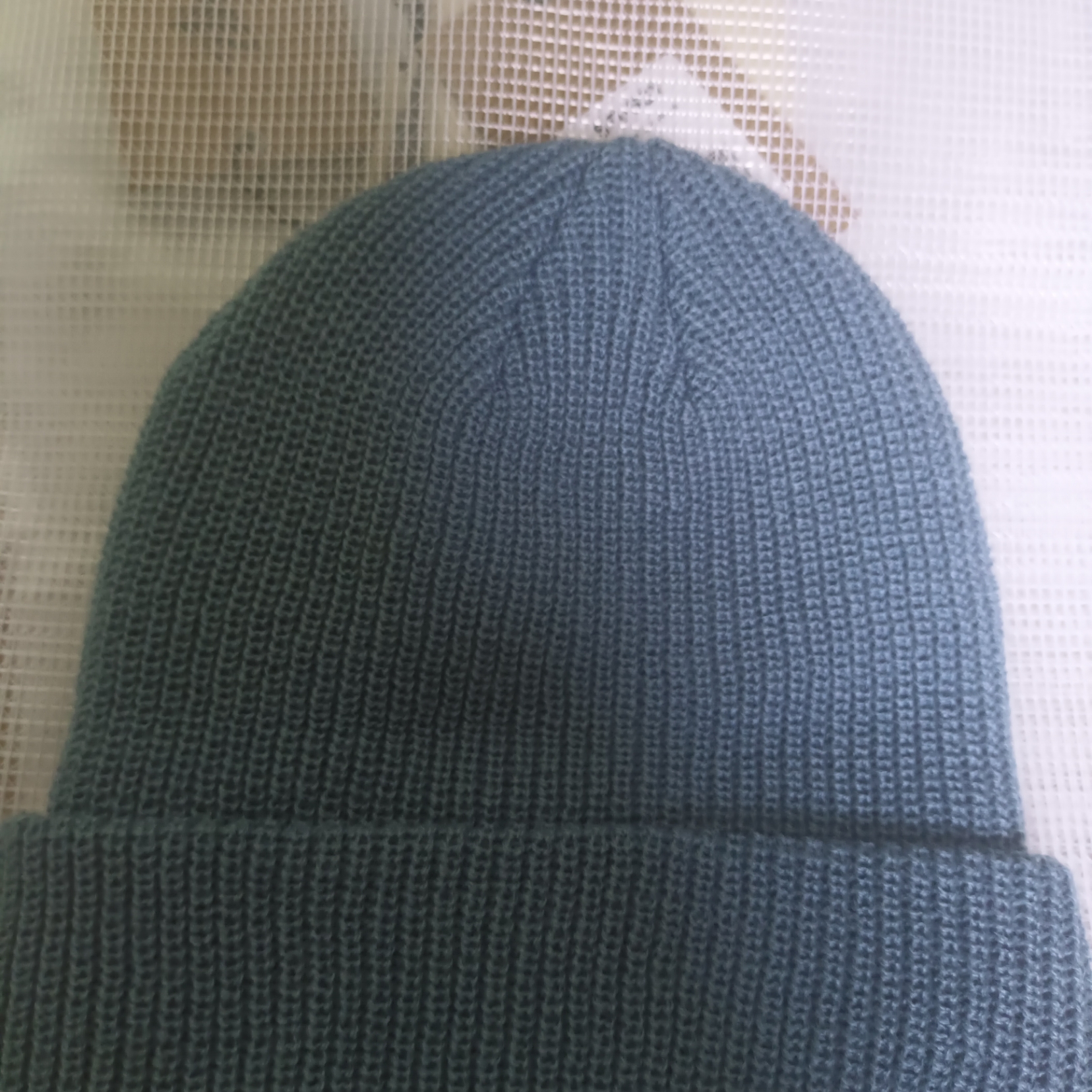 Stussy Basic Cuff Beanie Fog Blue 착용 스타일 - 2