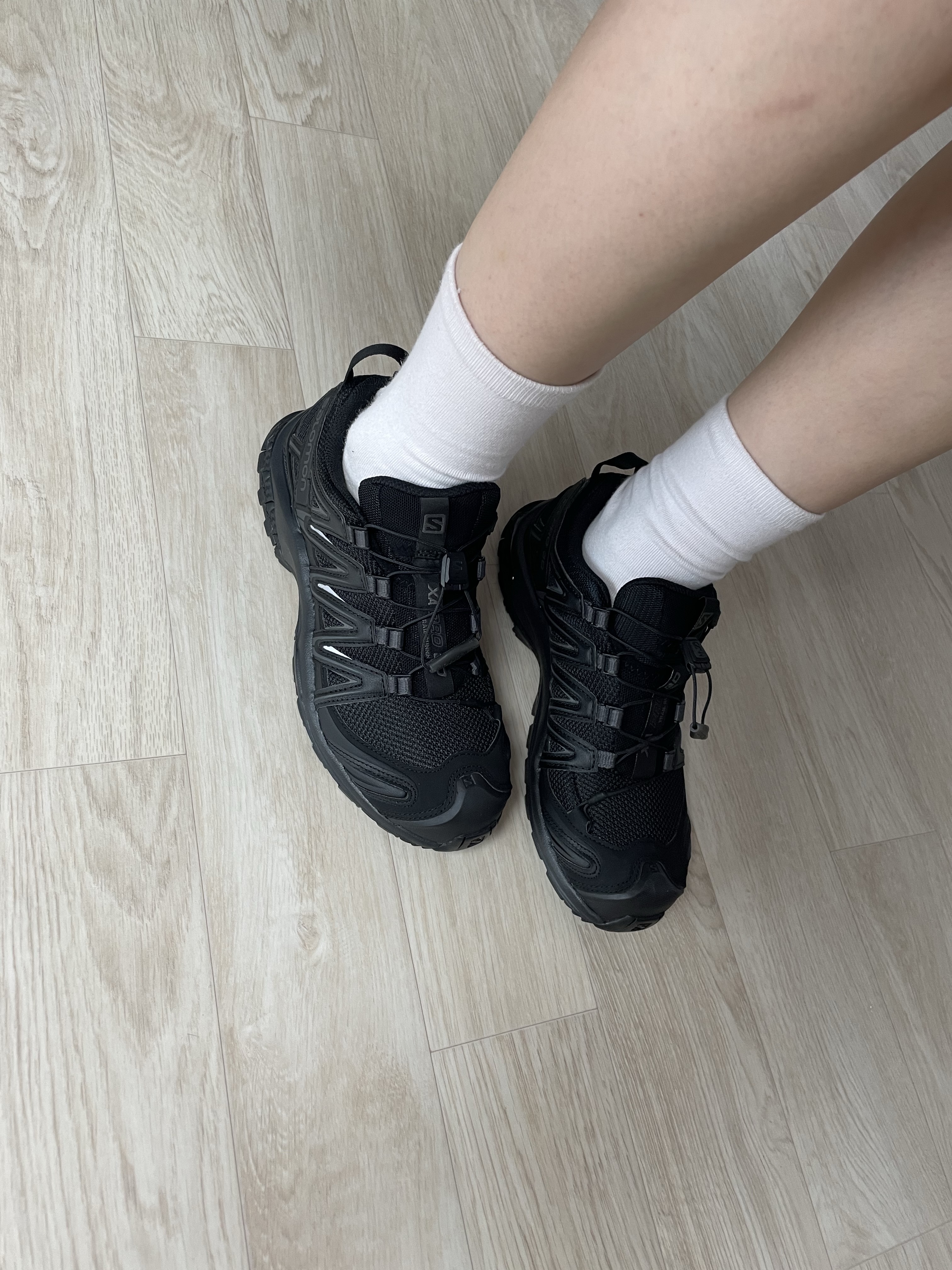 Salomon XA Pro 3D Black Magnet 착용 스타일 - 1
