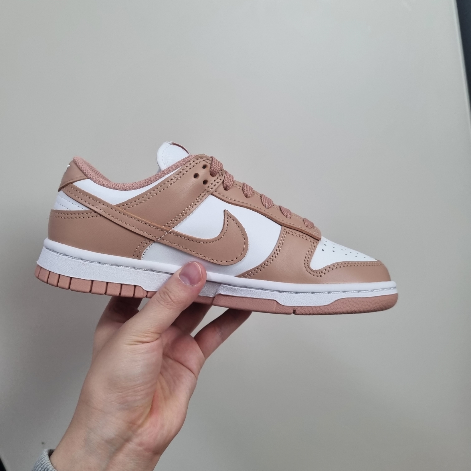 (W) Nike Dunk Low Rose Whisper 착용 스타일