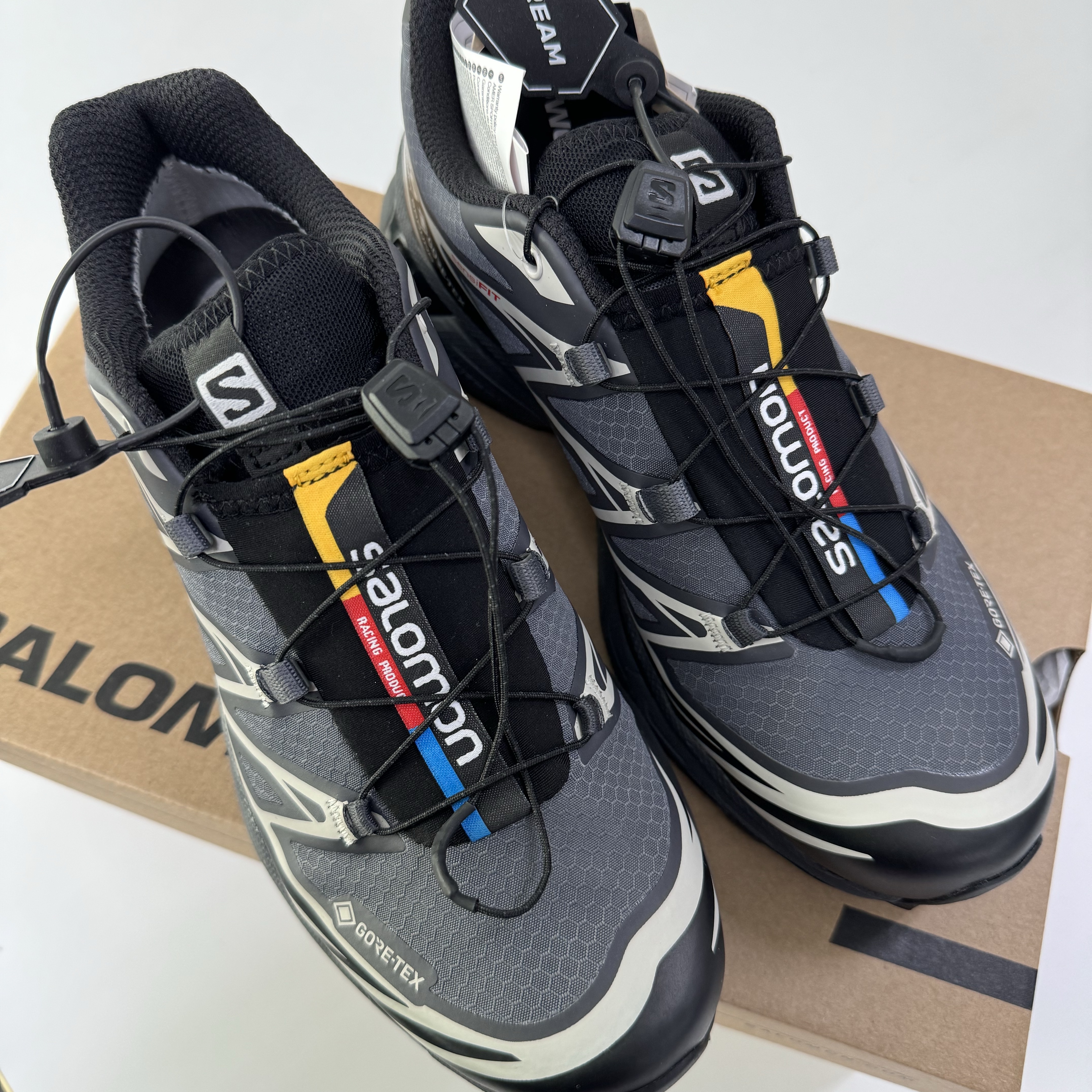Salomon XT-6 Gore-Tex Black Ebony 착용 스타일