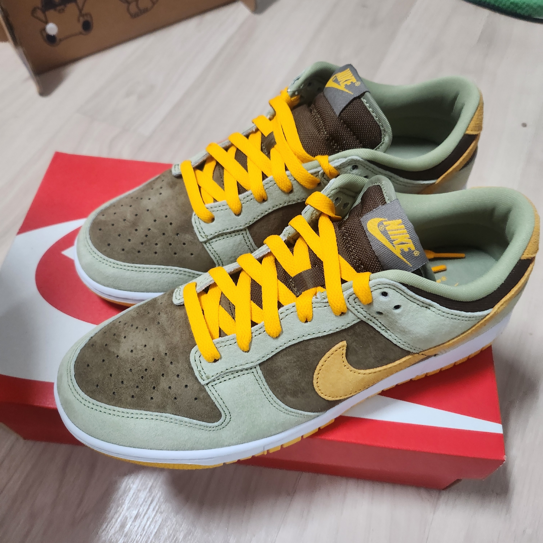Nike Dunk Low SE Dusty Olive 착용 스타일