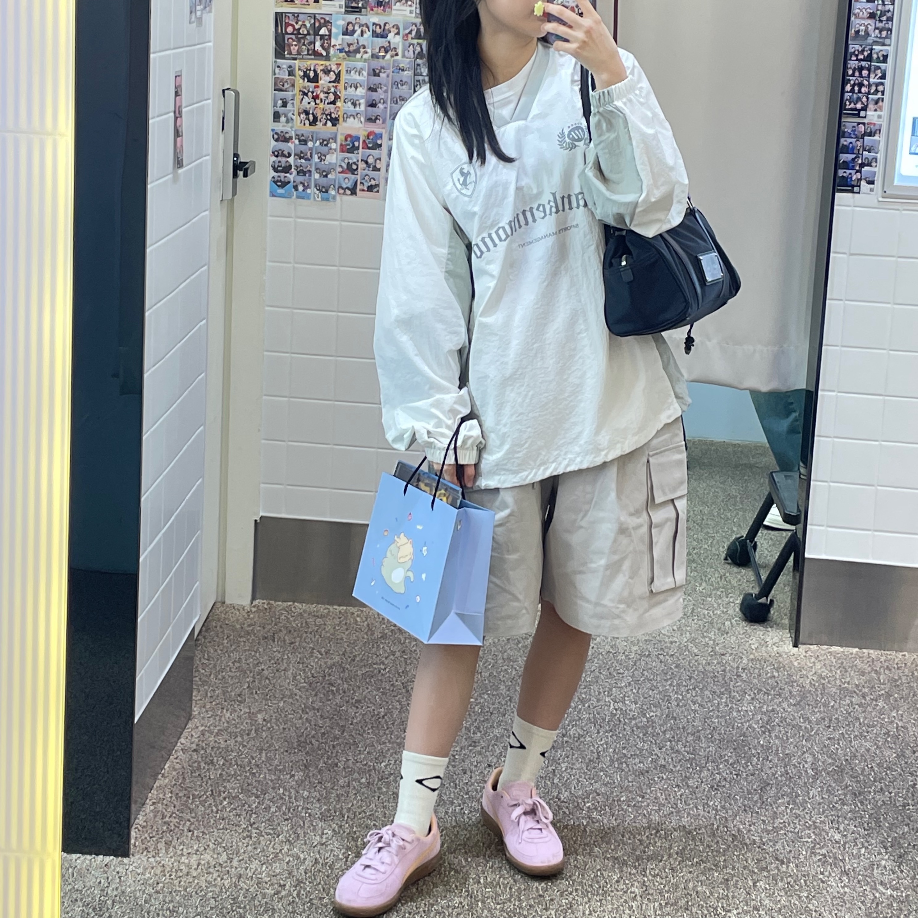 Puma Palermo Grape Mist Peach Fizz, Mischief Rhombus Middle Tube Socks Pink White Black (3 Pack) 착용 스타일 - 2