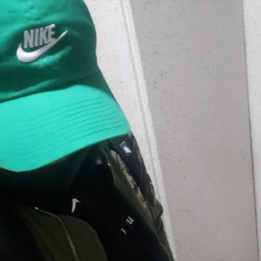 Nike Club Unstructured Futura Washed Cap Malachite 착용 스타일