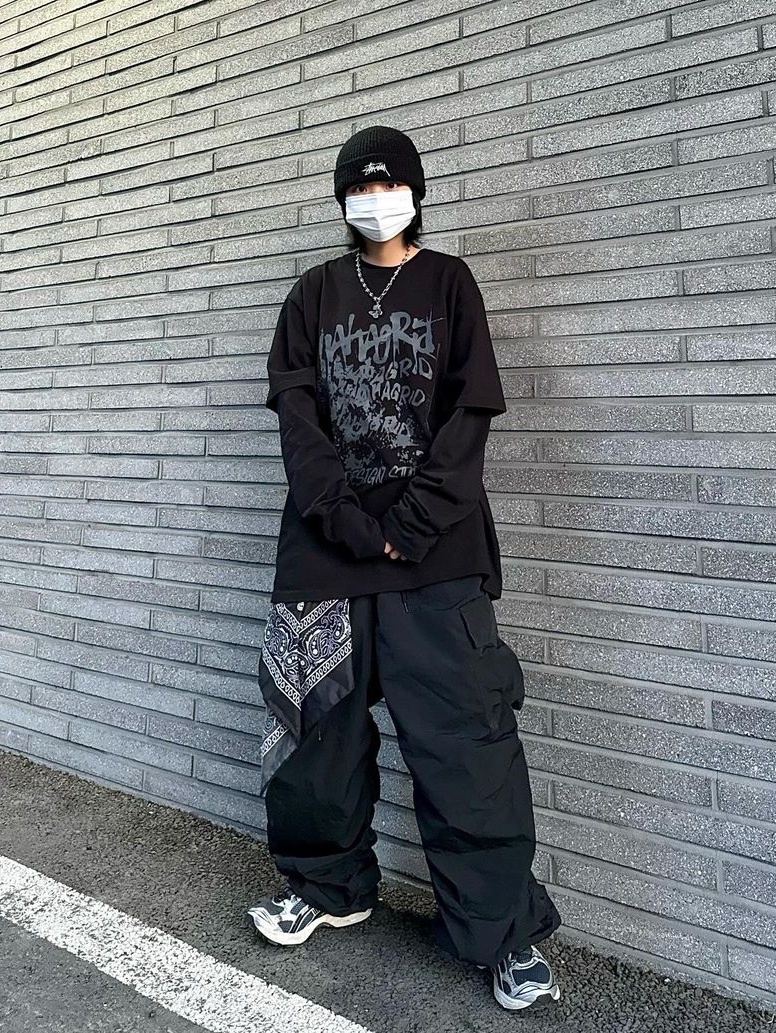 Asics Unlimited Gel-Kayano 14 Carrier Grey Black, Stussy Basic Cuff Beanie Black 착용 스타일 - 5