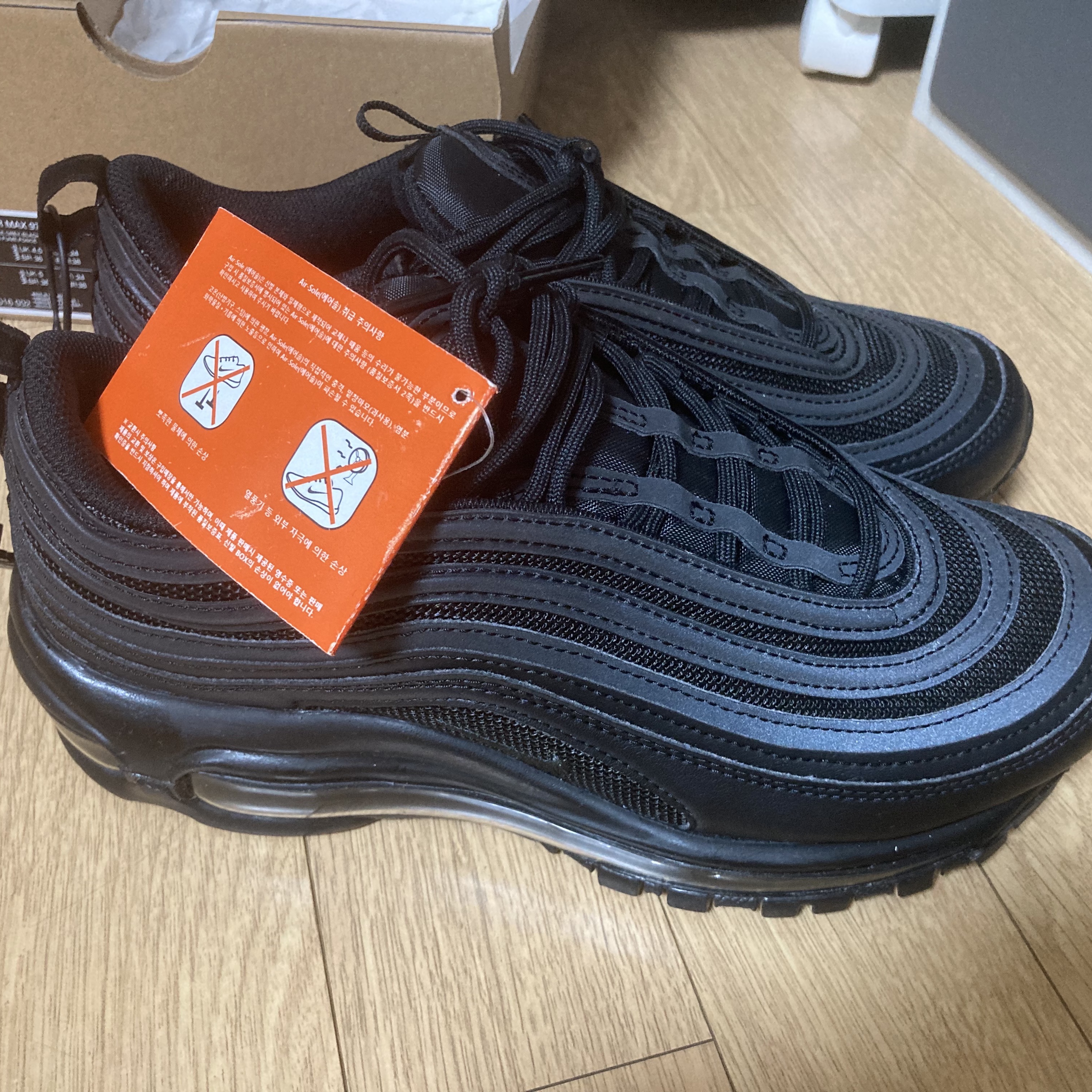 (W) Nike Air Max 97 Next Nature Black 착용 스타일