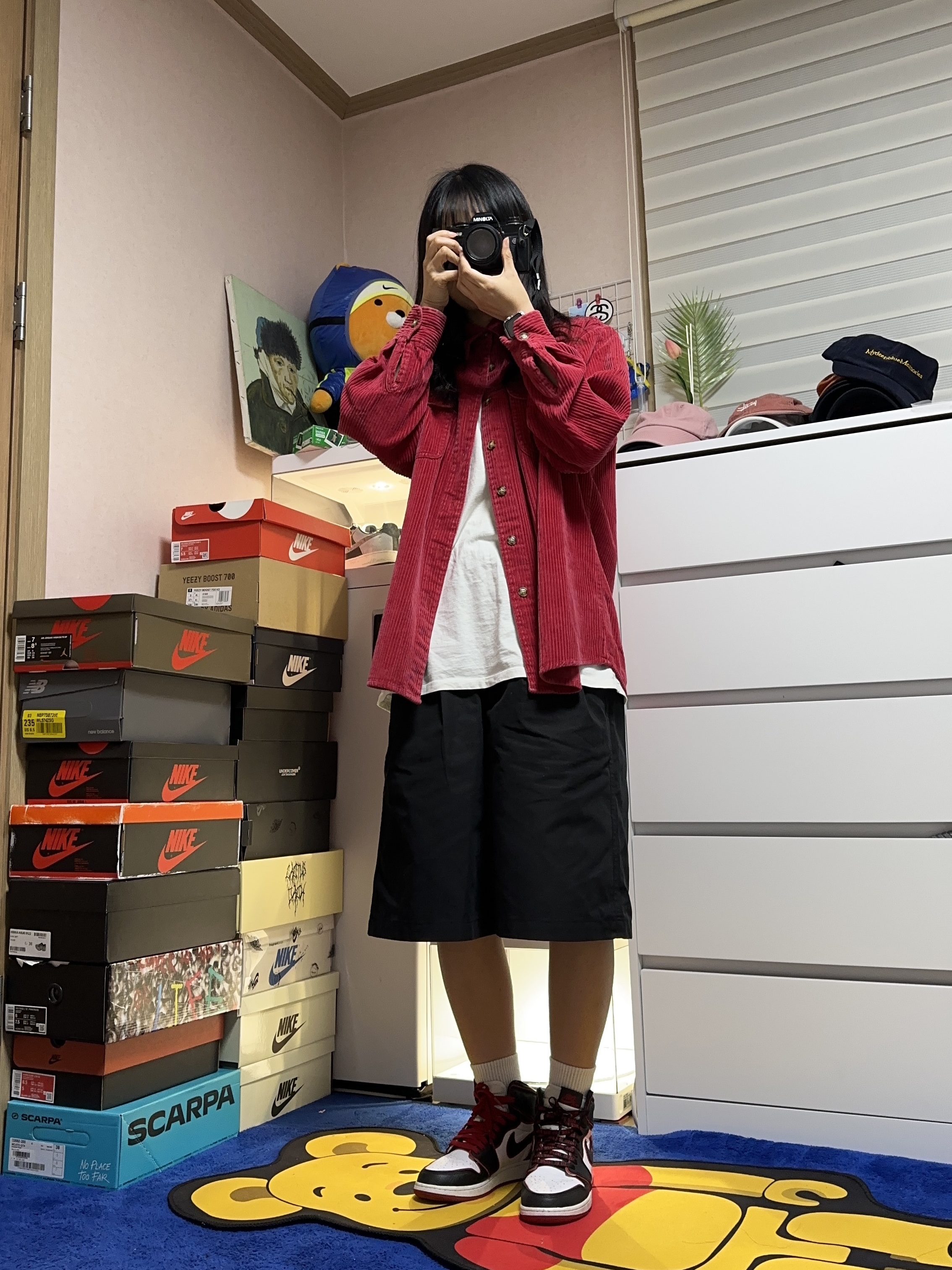 Jordan 1 Retro High OG Bloodline, (GS) Jordan 1 Retro High OG Bloodline 착용 스타일 - 1