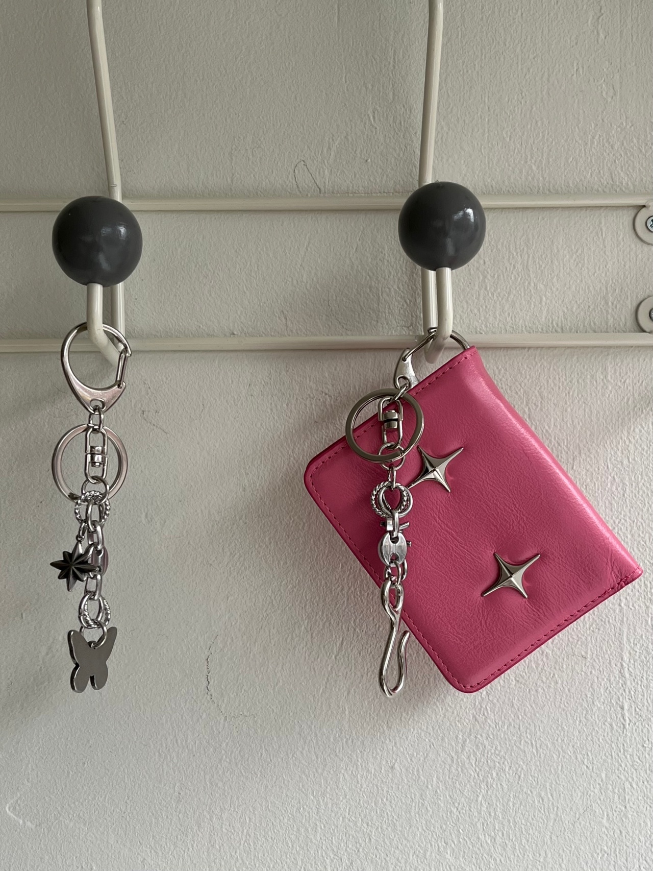 For Appeal Butterfly Key Ring, For Appeal Hook Key Ring 착용 스타일
