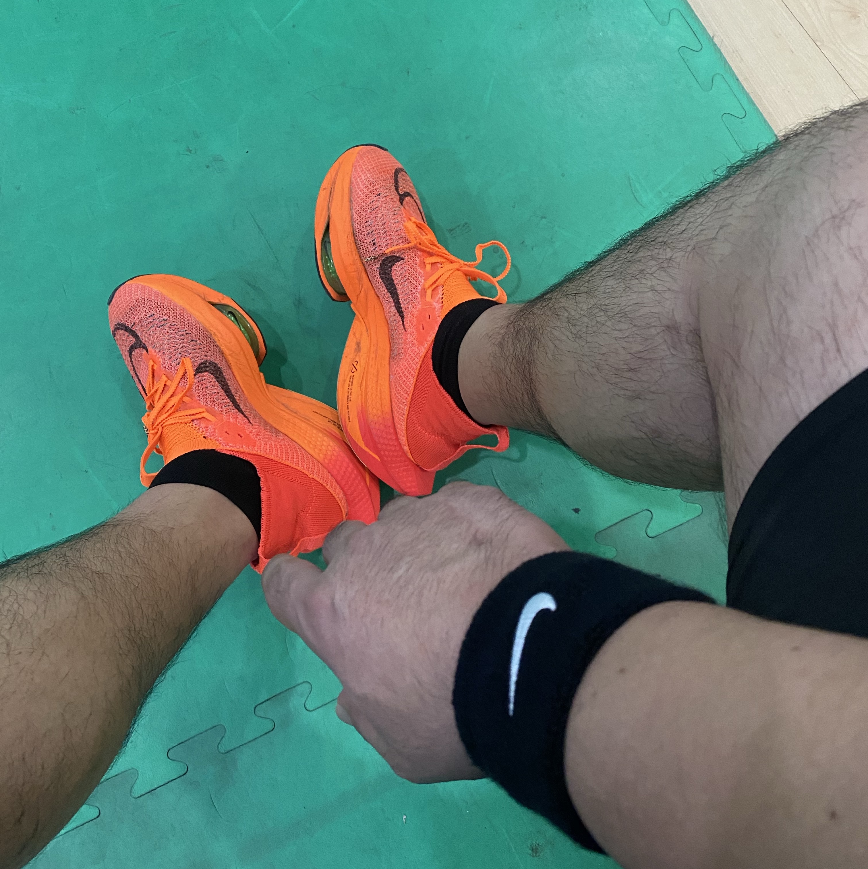 Nike Air Zoom Alphafly Next% 2 Total Orange 착용 스타일