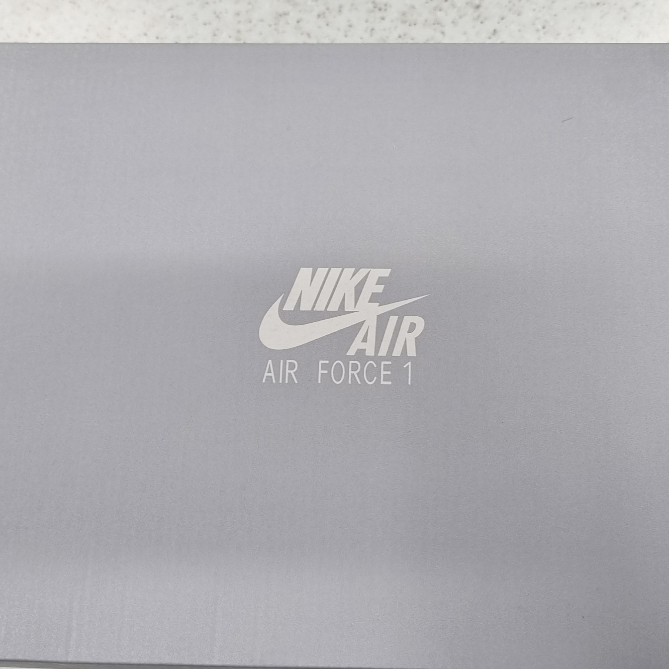 Nike Air Force 1 '07 Low Triple Black 착용 스타일 - 1