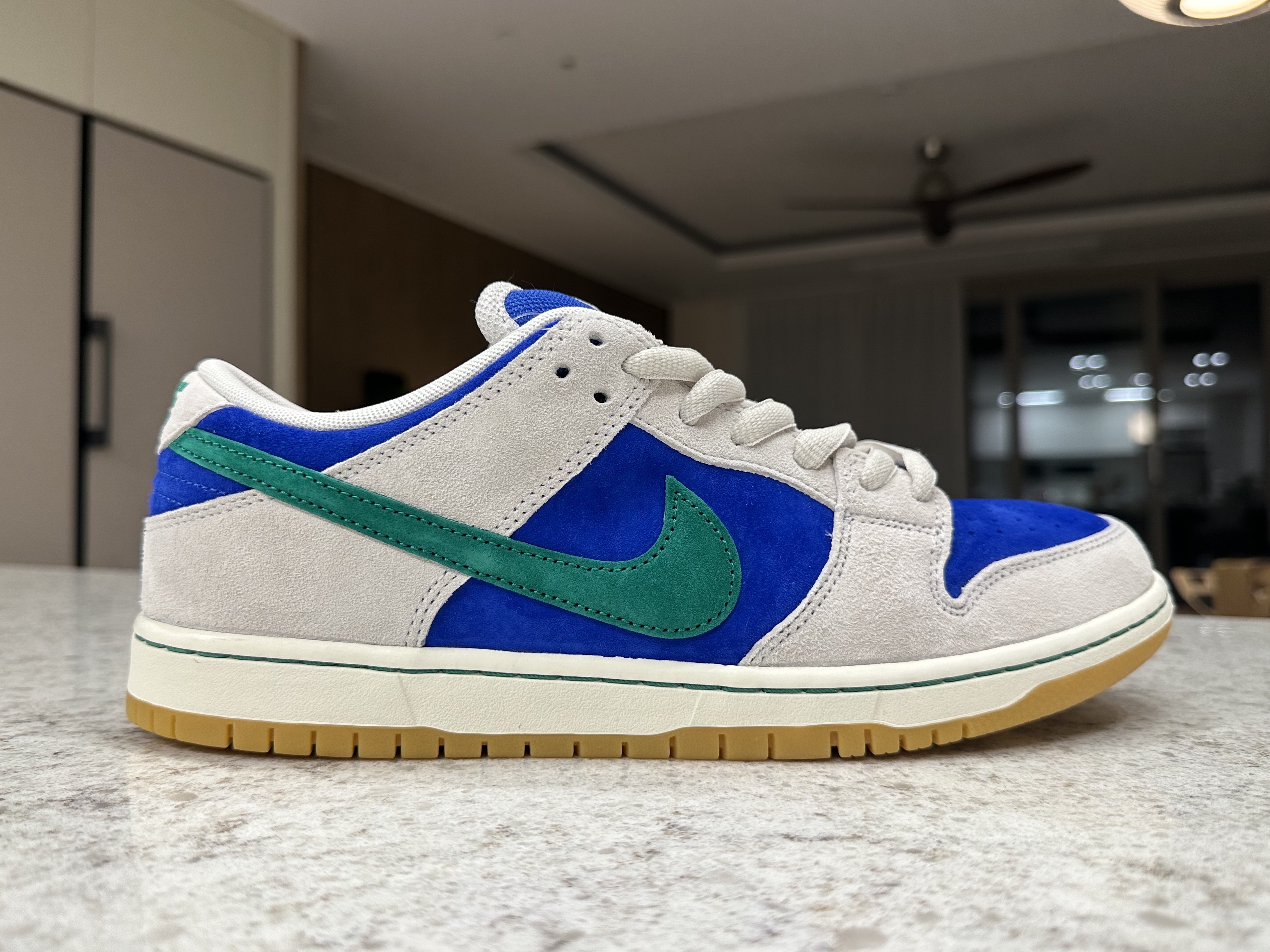 Nike SB Dunk Low Pro Chicago, Nike SB Dunk Low Pro Phantom and Hyper Royal 착용 스타일 - 7