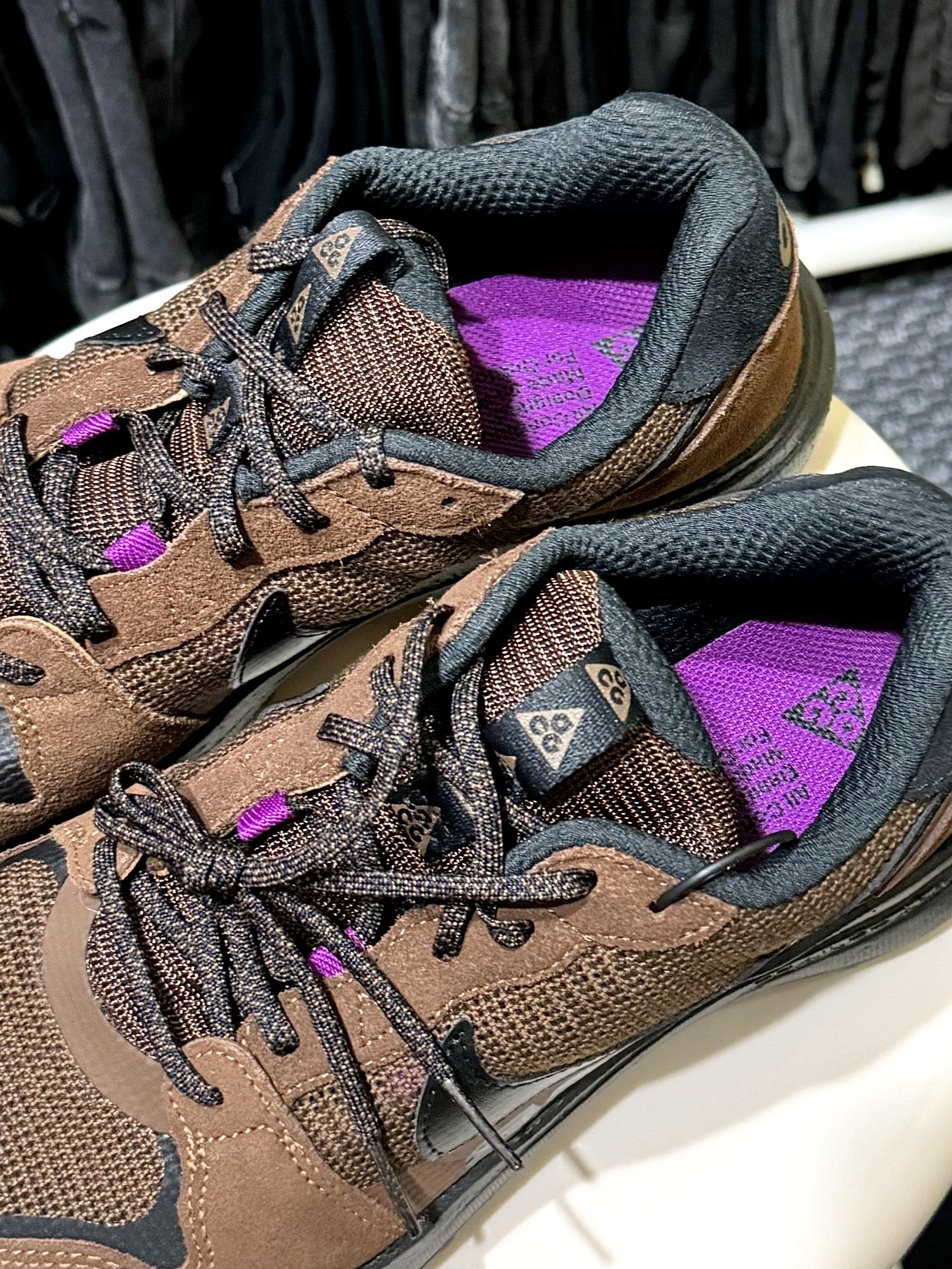 Nike ACG Lowcate Cacao Wow 착용 스타일 - 2